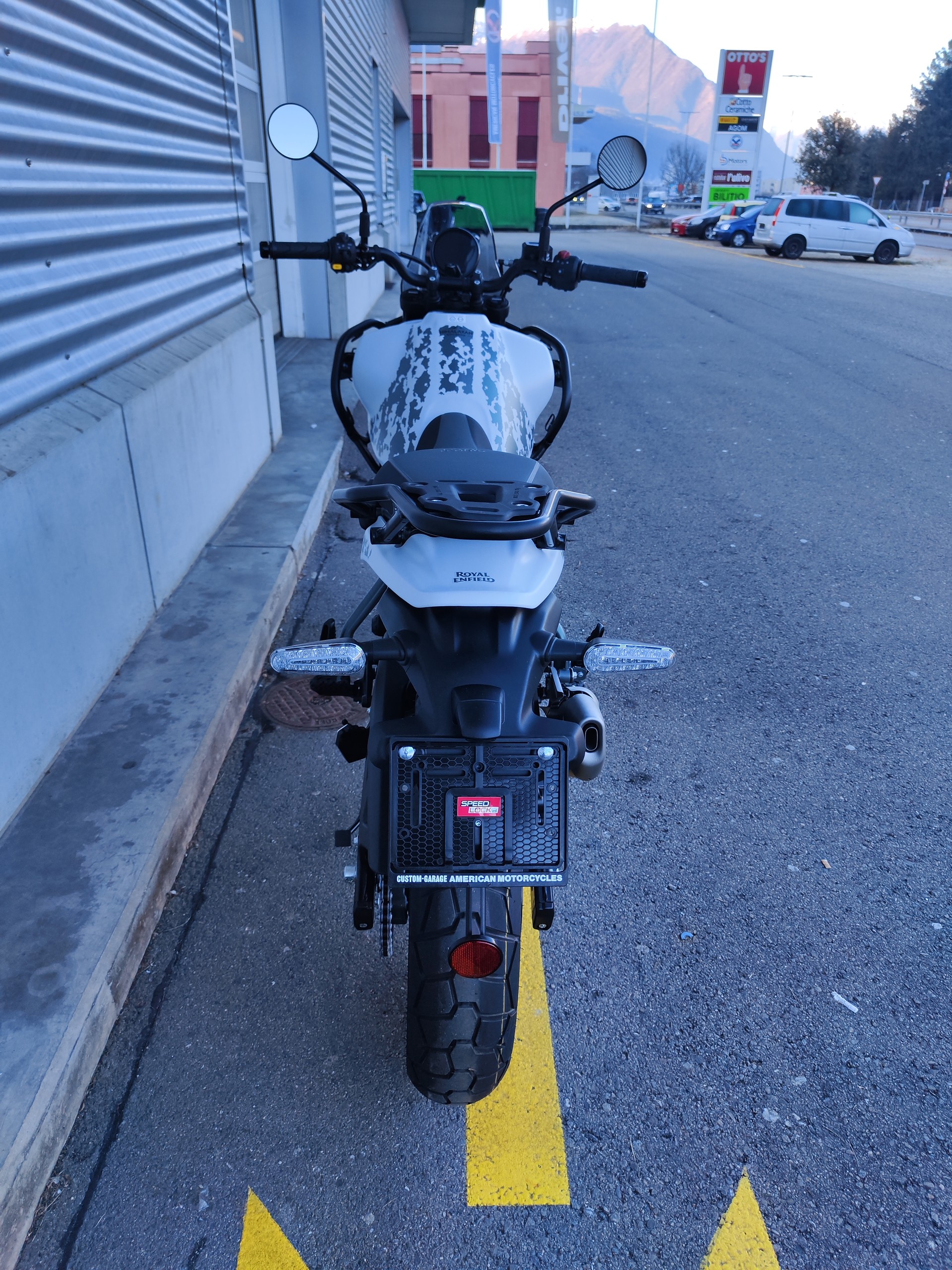 ROYAL ENFIELD Himalayan 452 Tubeless-image-3