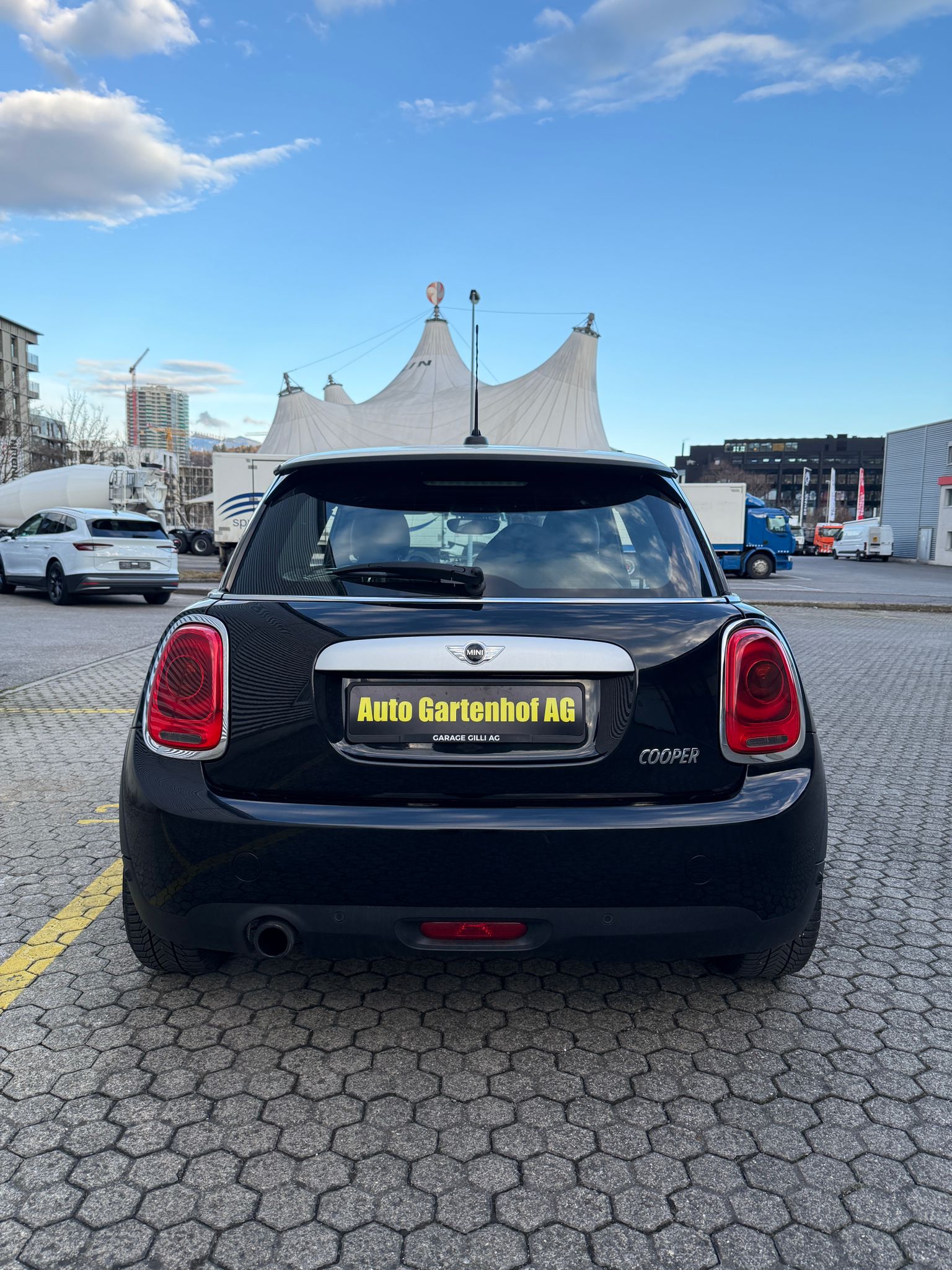 MINI Cooper Steptronic-image-3