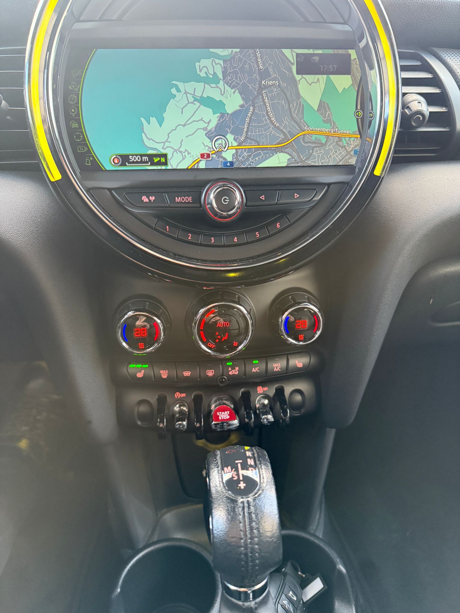 MINI Cooper Steptronic-image-13