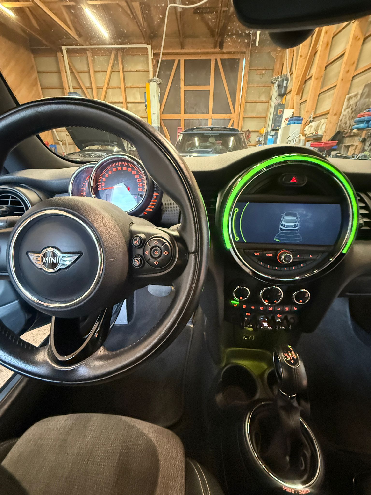 MINI Cooper Steptronic-image-11