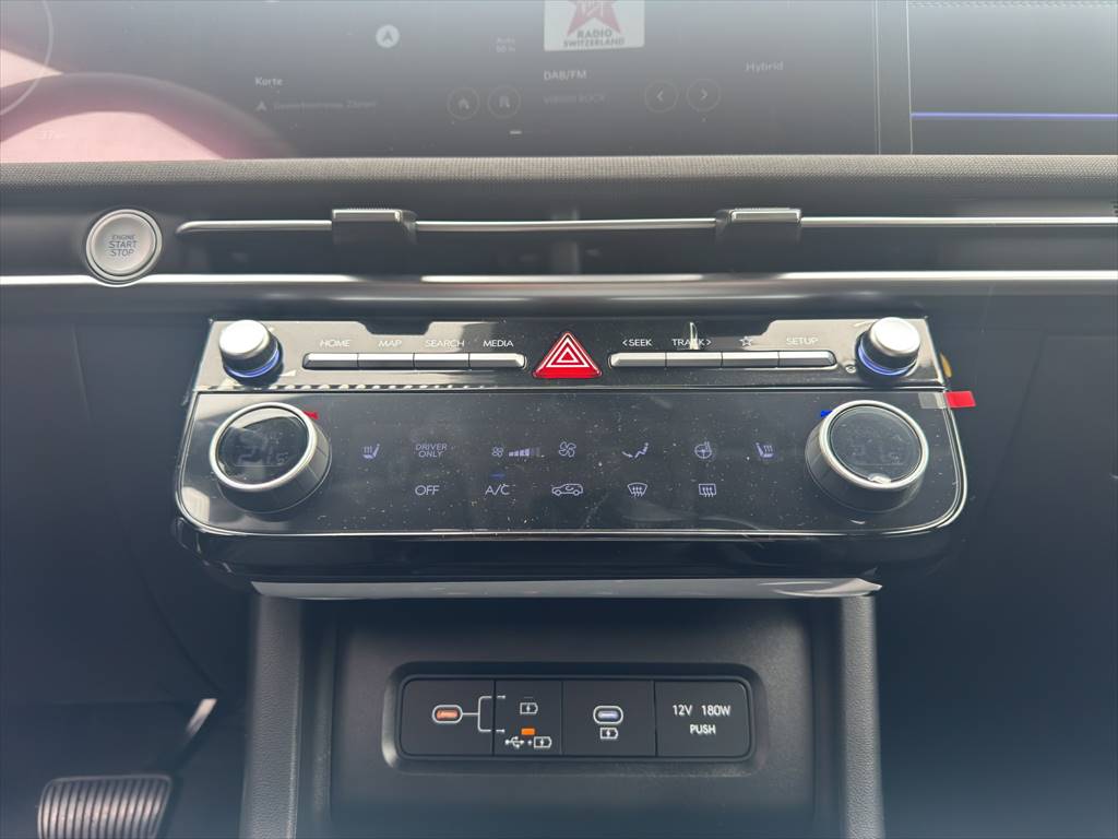 HYUNDAI Tucson 1.6 HEV Amplia 4WD-image-13