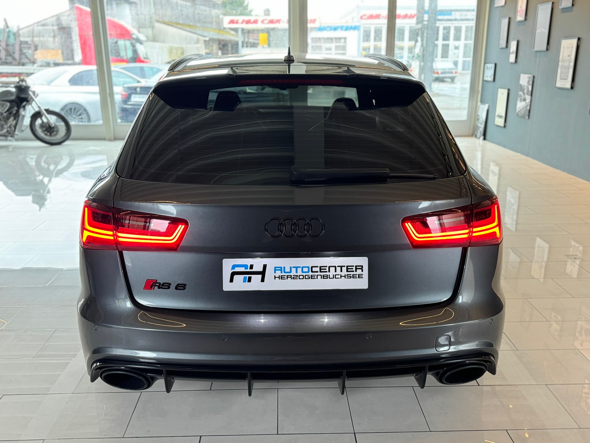 AUDI RS6 Avant 4.0 TFSI V8 performance quattro-image-5