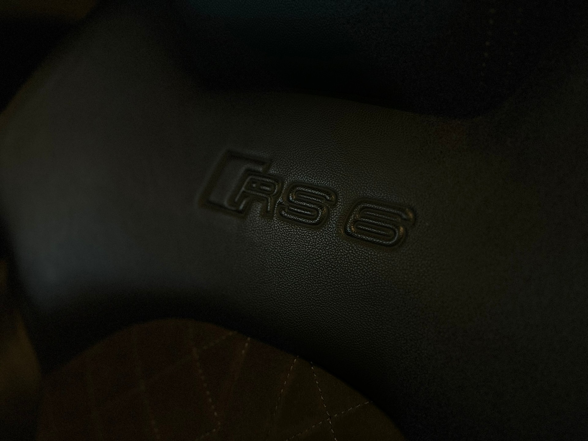 AUDI RS6 Avant 4.0 TFSI V8 performance quattro-image-20