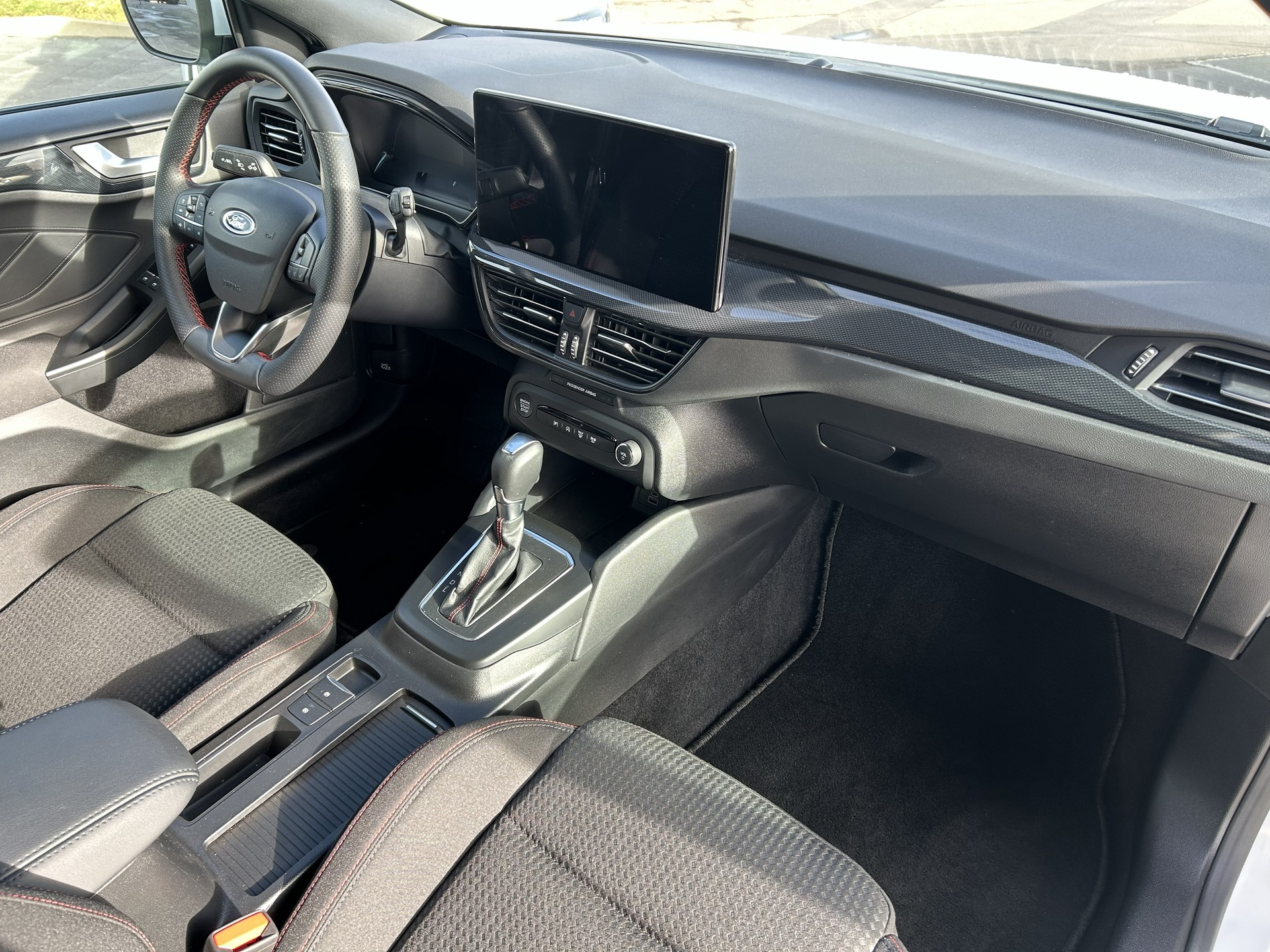 FORD Focus 1.0 MHEV ST-Line Automat-showroom-element-3
