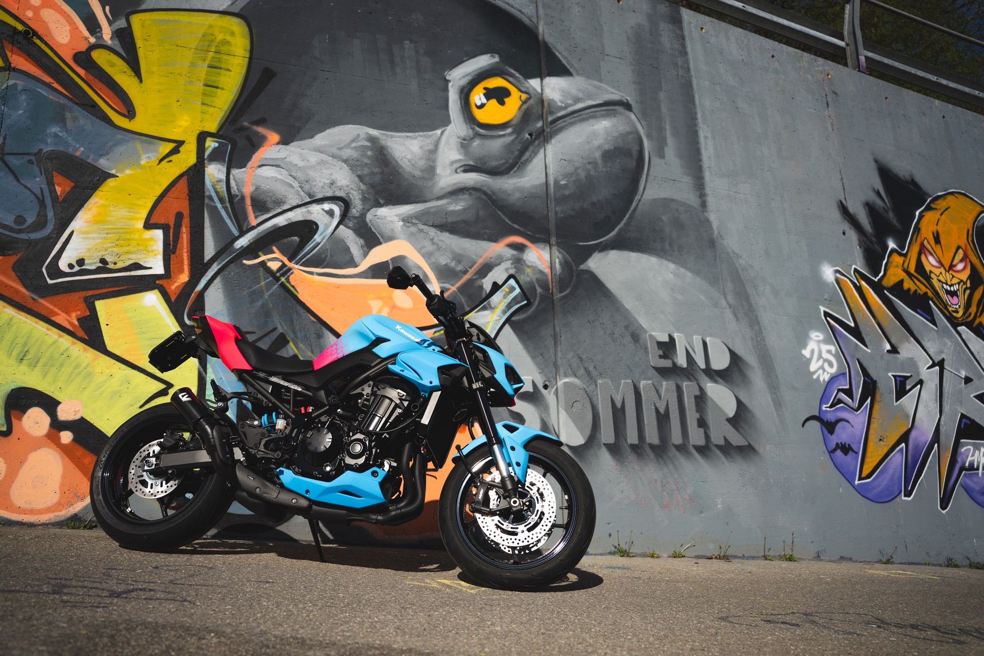 KAWASAKI Z 900 (70kW) - UNIKAT Sonderumbau NEON 2-Face-image-12