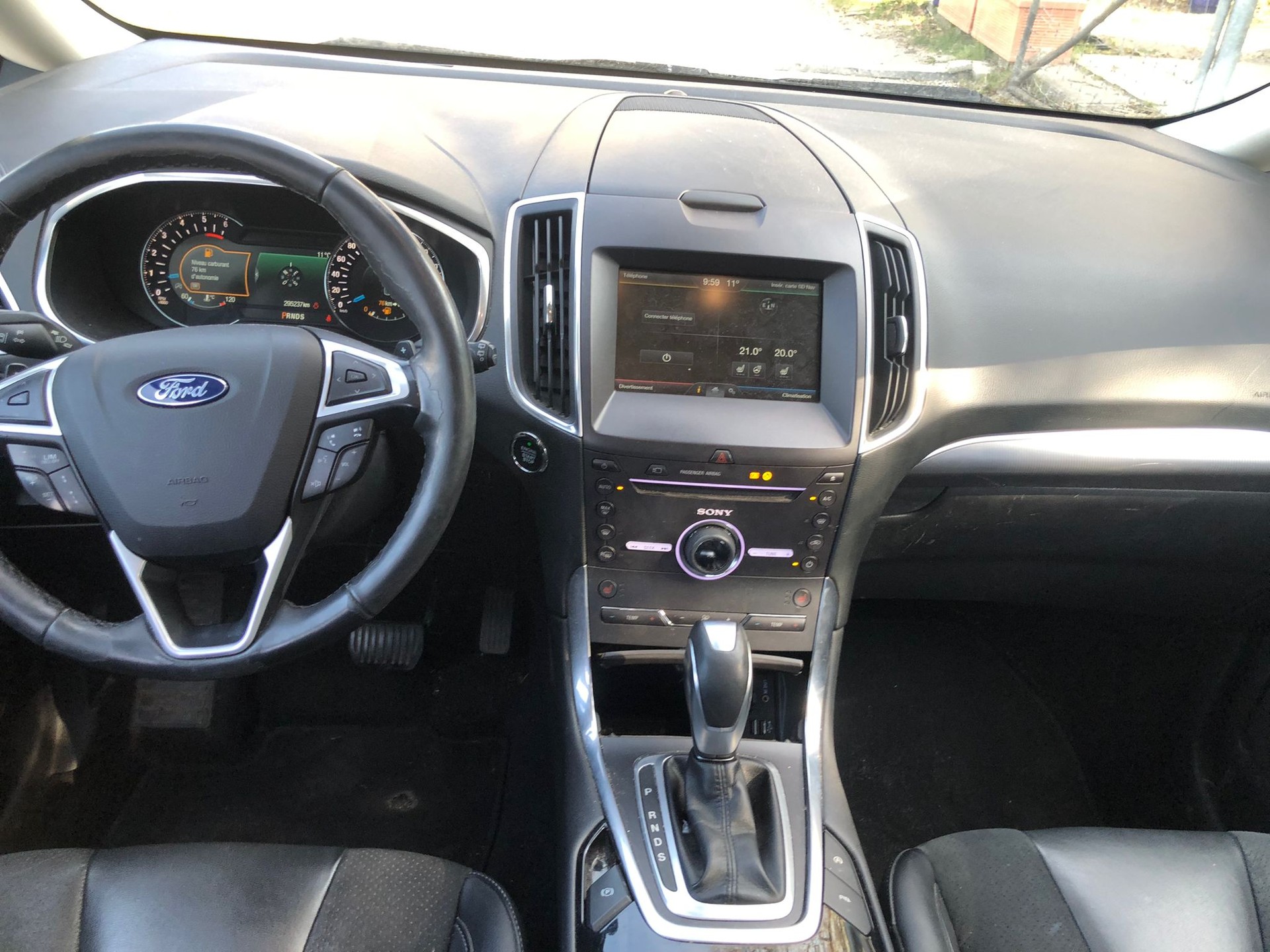 FORD Galaxy 2.0 TDCi Titanium AWD PowerShift-image-12