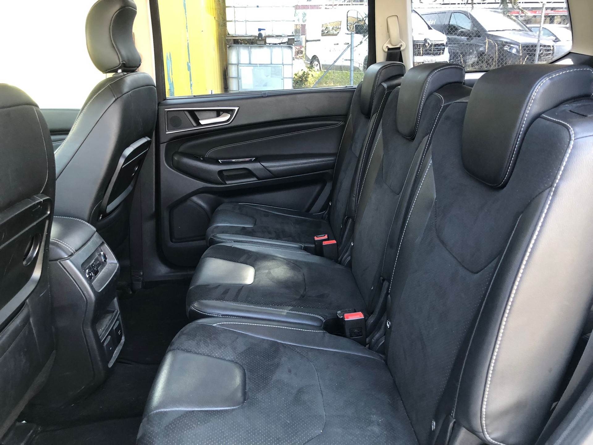 FORD Galaxy 2.0 TDCi Titanium AWD PowerShift-image-9
