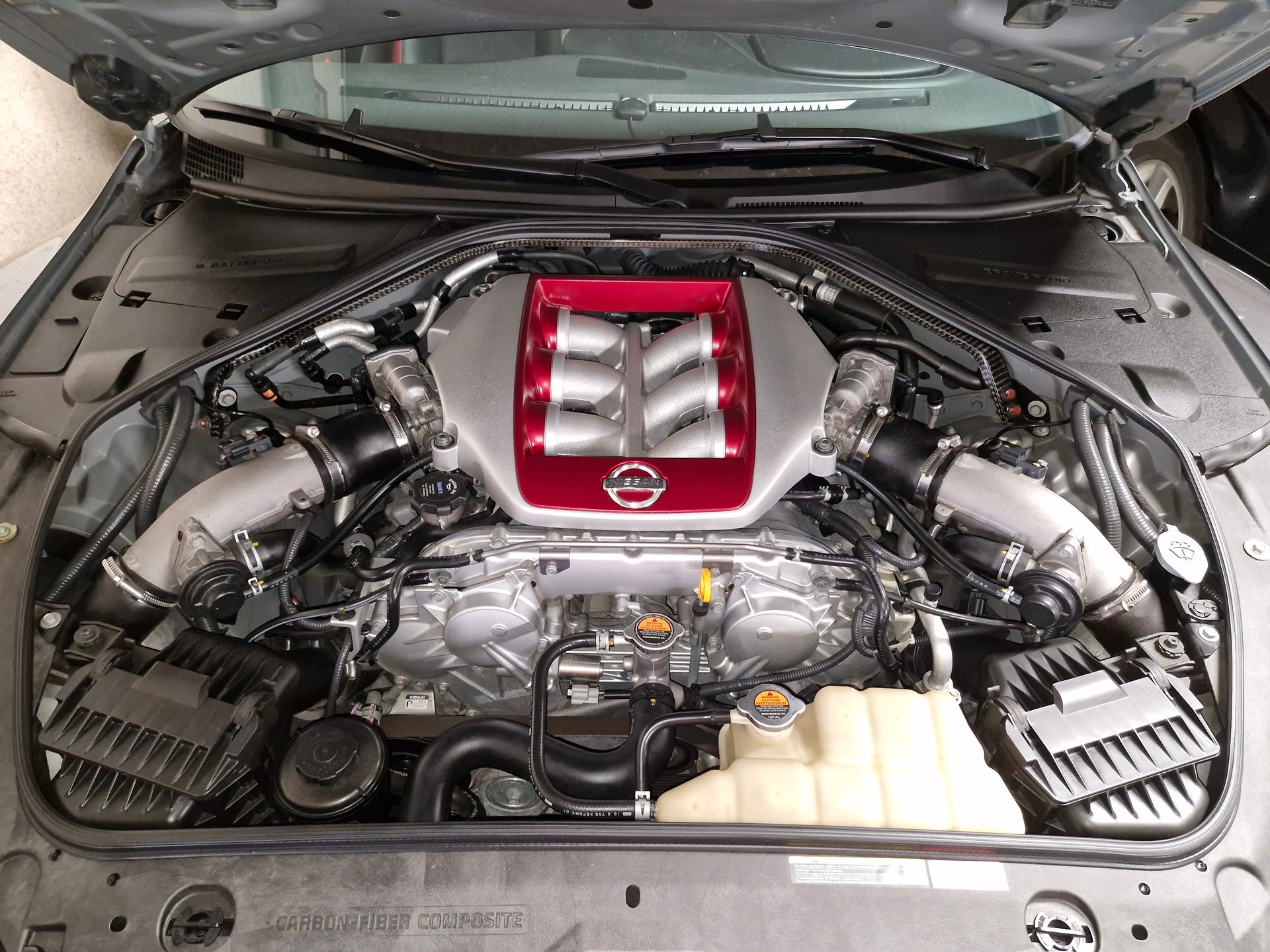 NISSAN GT-R 3.8 V6 Biturbo Black Edition-image-6
