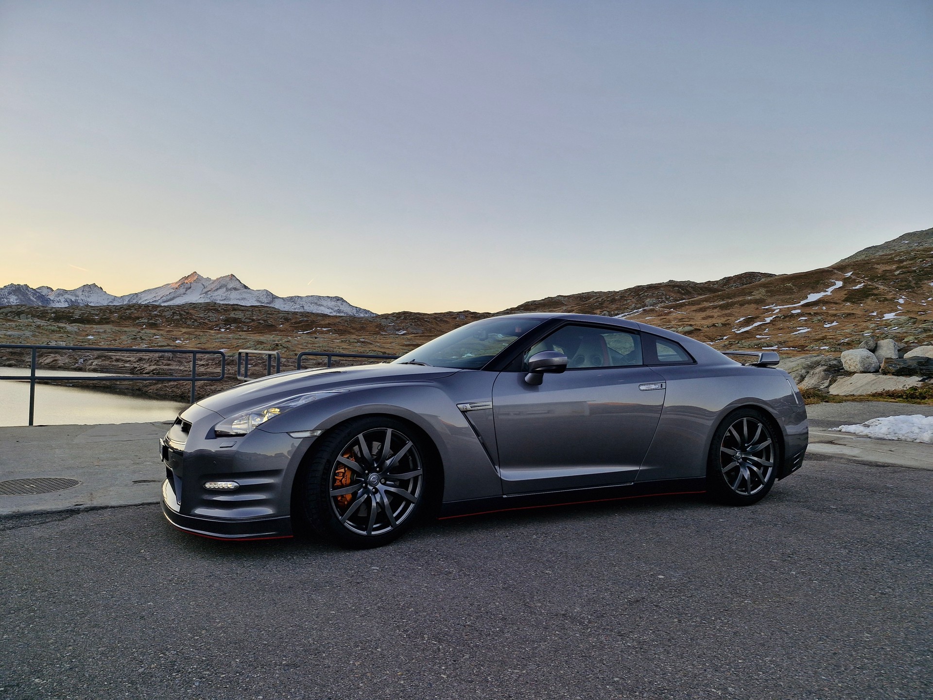 NISSAN GT-R 3.8 V6 Biturbo Black Edition