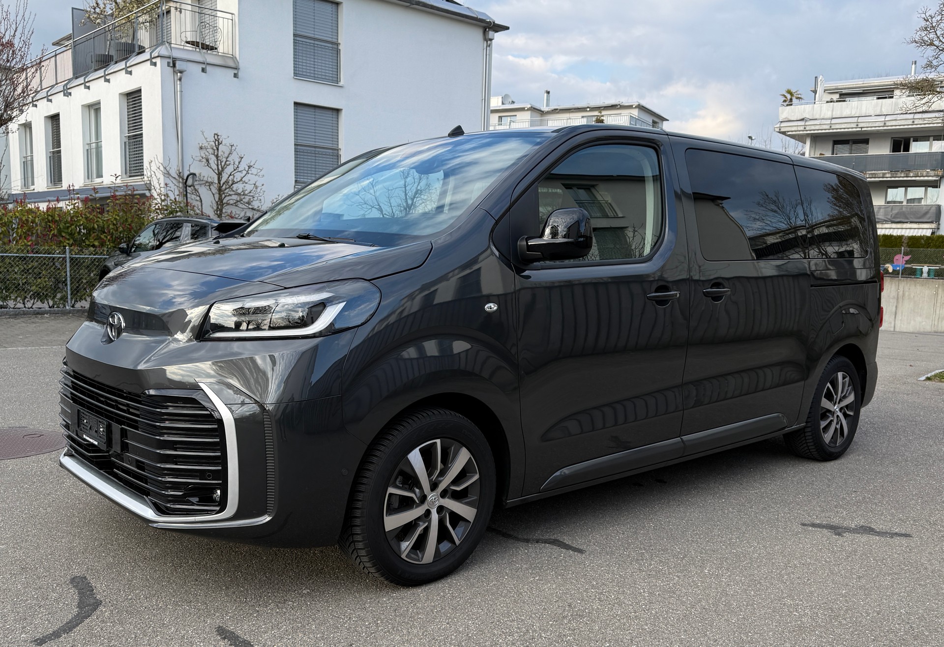 TOYOTA PROACE VERSO 2.0 D-4D TEAM D L1*EL. SCHIEBETÜRE*8 PLÄTZE*-showroom-element-2