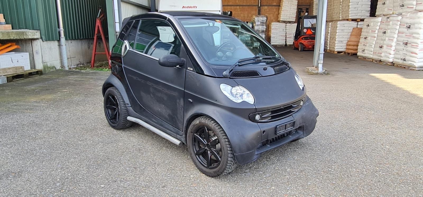 SMART Smart Cabrio-image-1