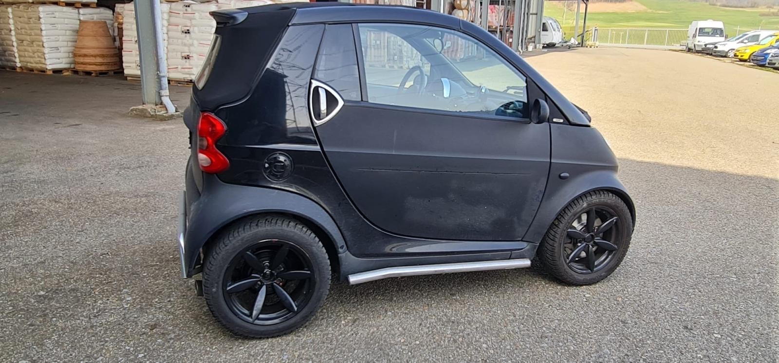 SMART Smart Cabrio-image-9