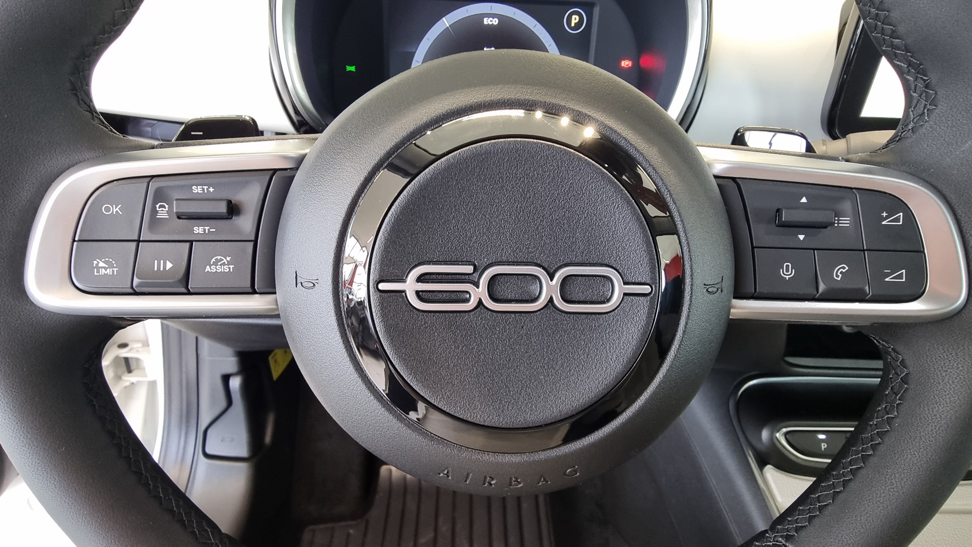 FIAT 600 1.2 Hybrid 145 La Prima-image-9