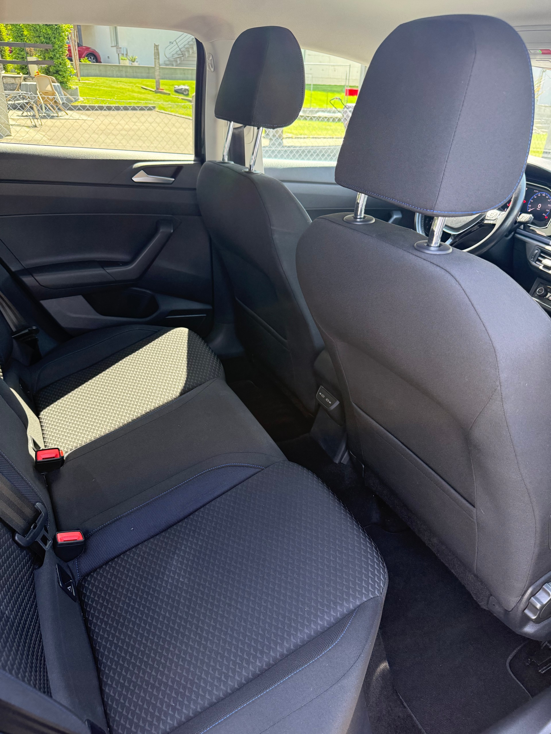 VW Polo 1.0 BMT United DSG-image-13