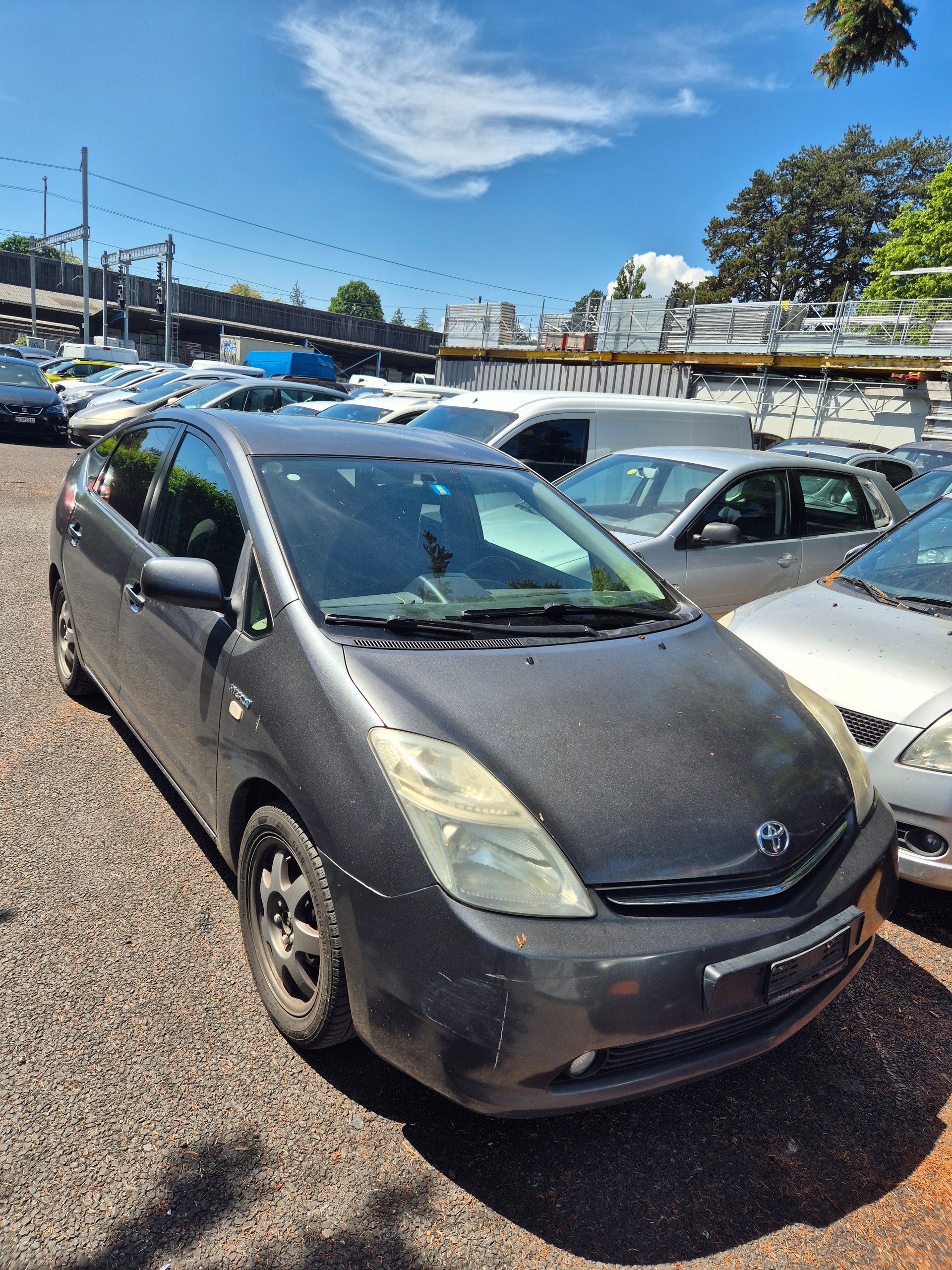 TOYOTA Prius 1.5 16V Hybrid-image-1