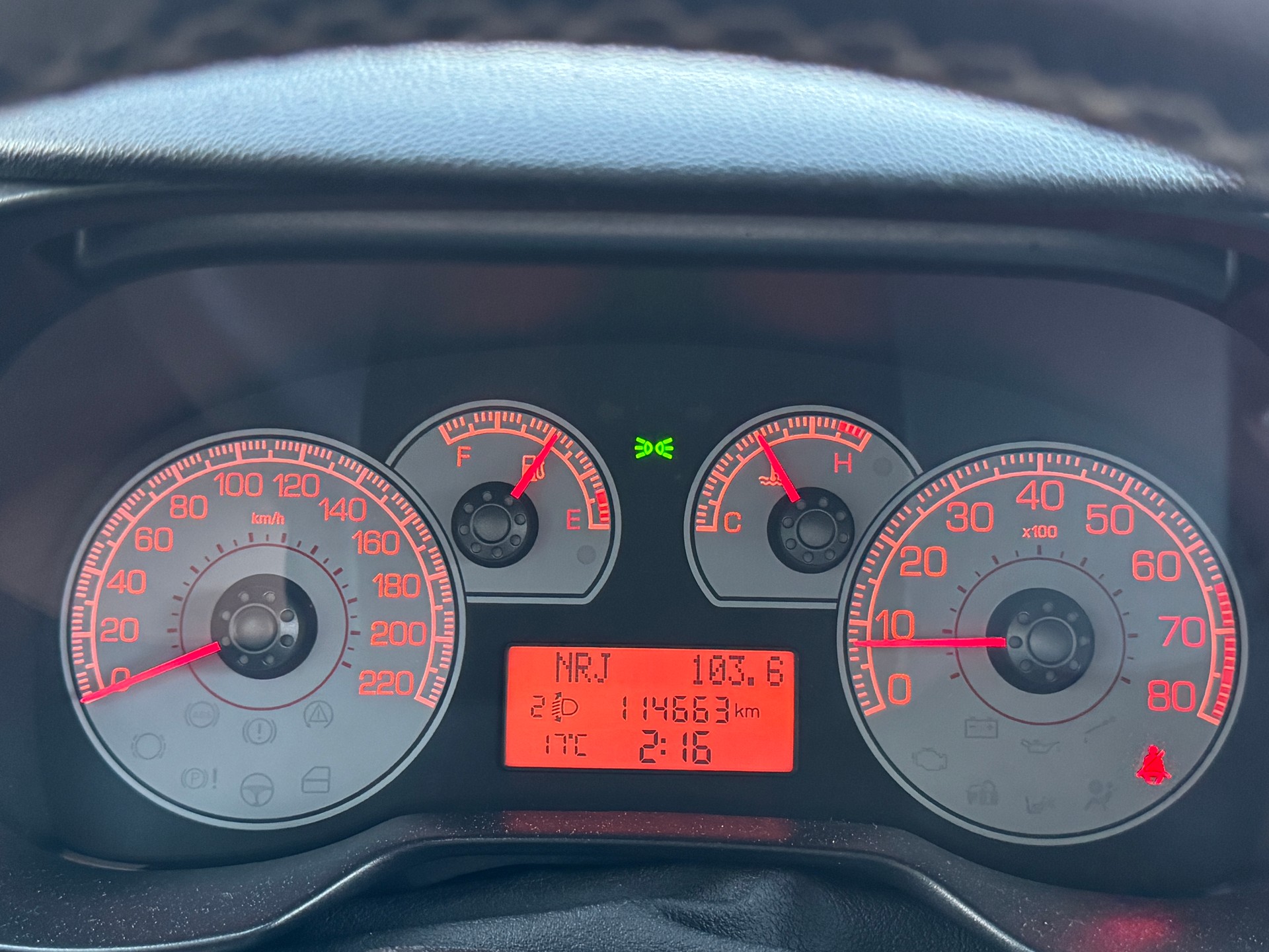 FIAT Punto 1.4 16V Turbo Sport-image-12