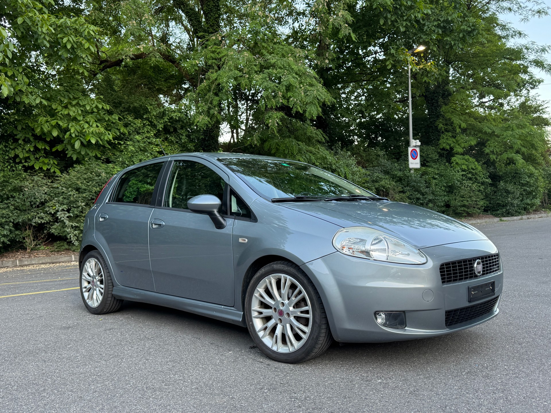 FIAT Punto 1.4 16V Turbo Sport-image-1