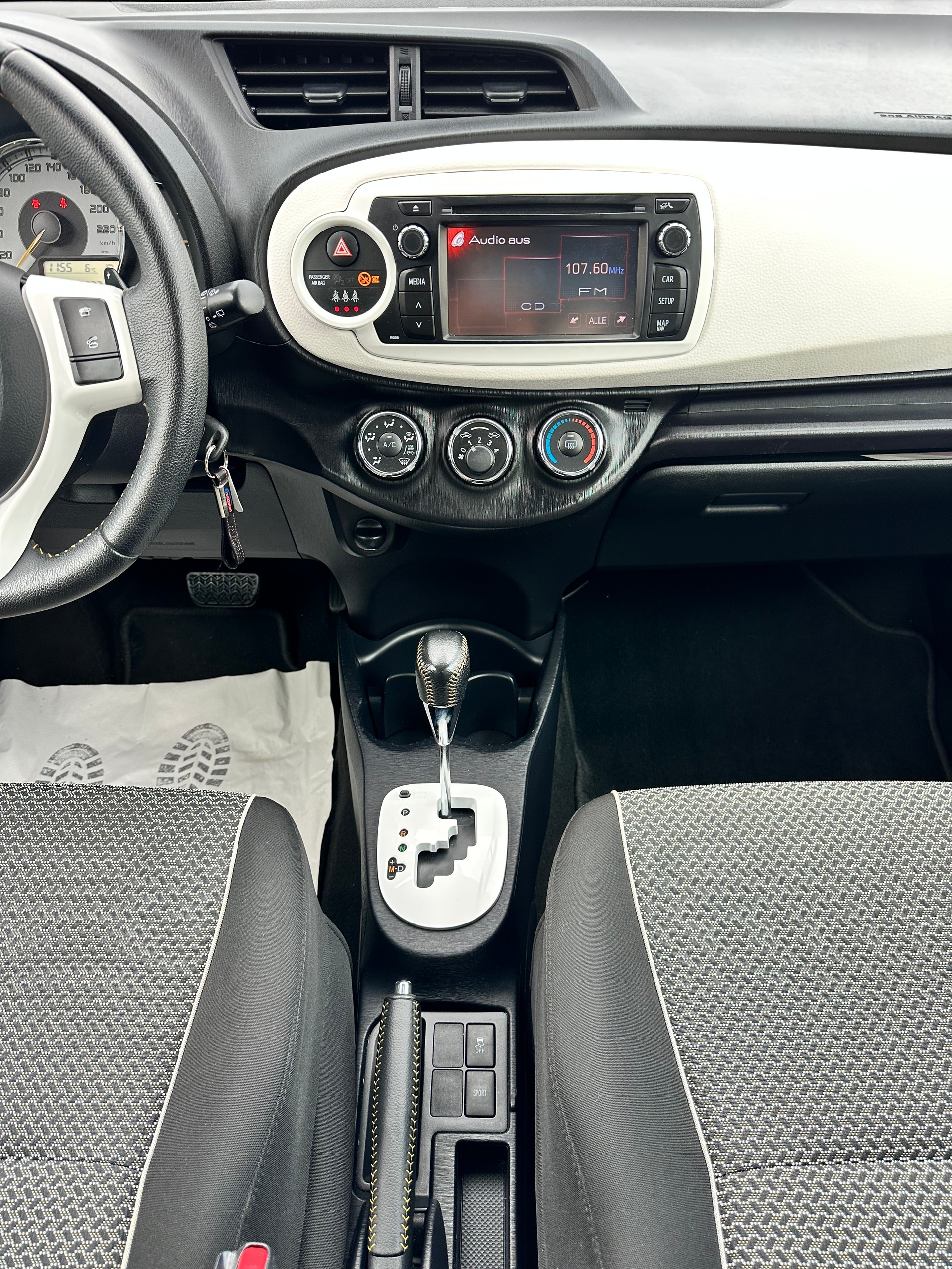TOYOTA Yaris 1.33 Trend Multidrive-image-14