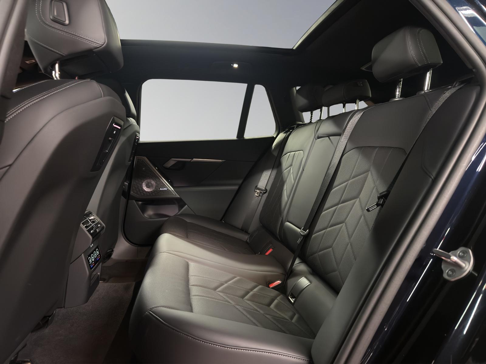 BMW 540d xDrive Touring M-SportPaket-image-16