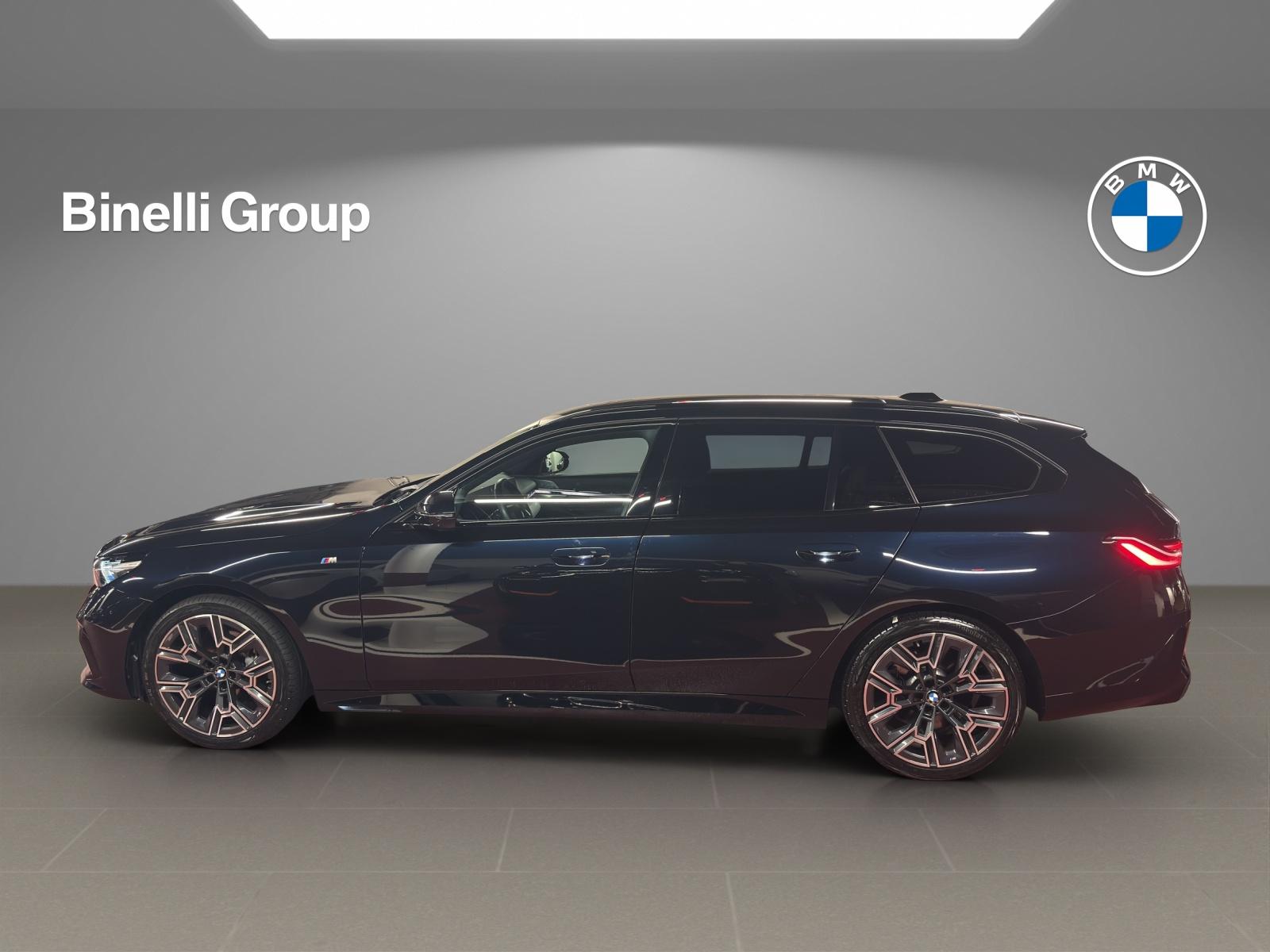 BMW 540d xDrive Touring M-SportPaket-showroom-element-1