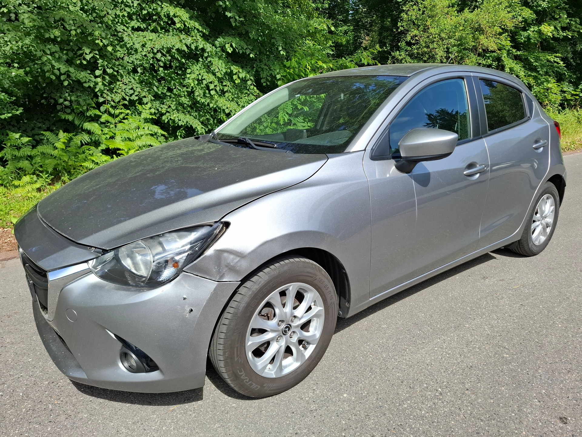 MAZDA 2 1.5 CD 16V Skyactiv-D Revolution-image-6