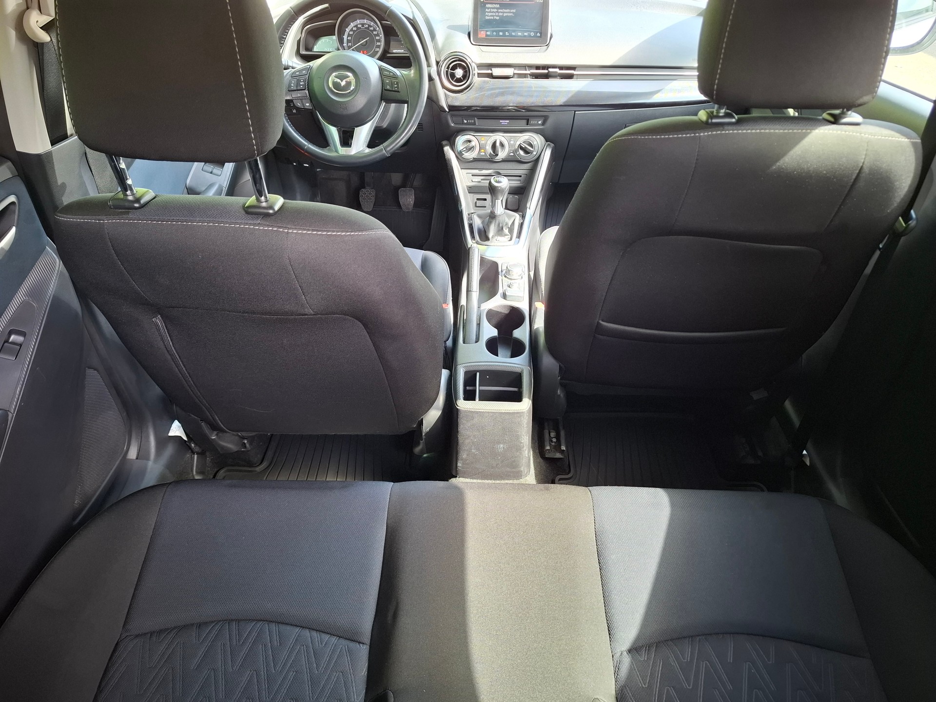 MAZDA 2 1.5 CD 16V Skyactiv-D Revolution-image-11