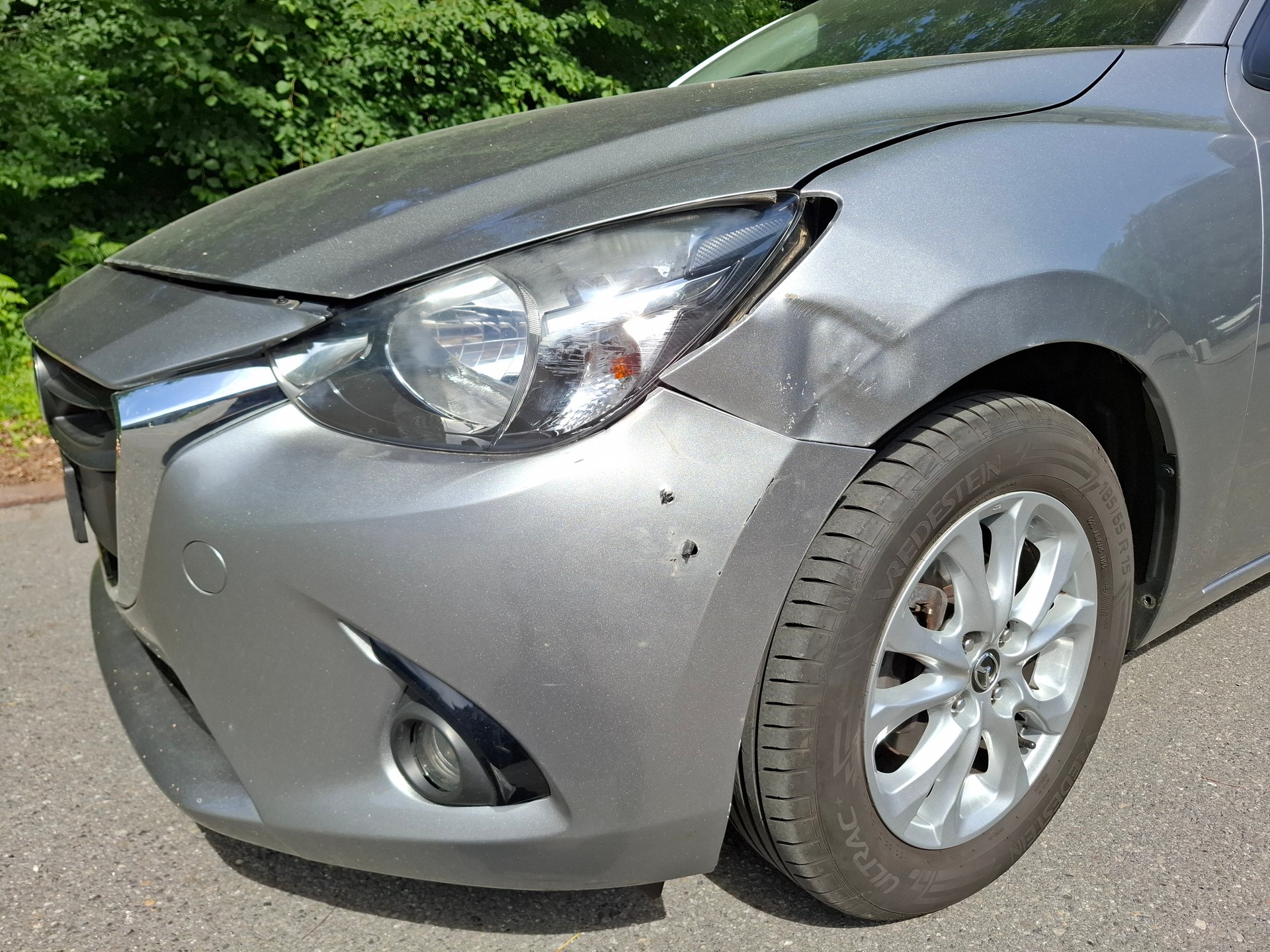 MAZDA 2 1.5 CD 16V Skyactiv-D Revolution-image-8