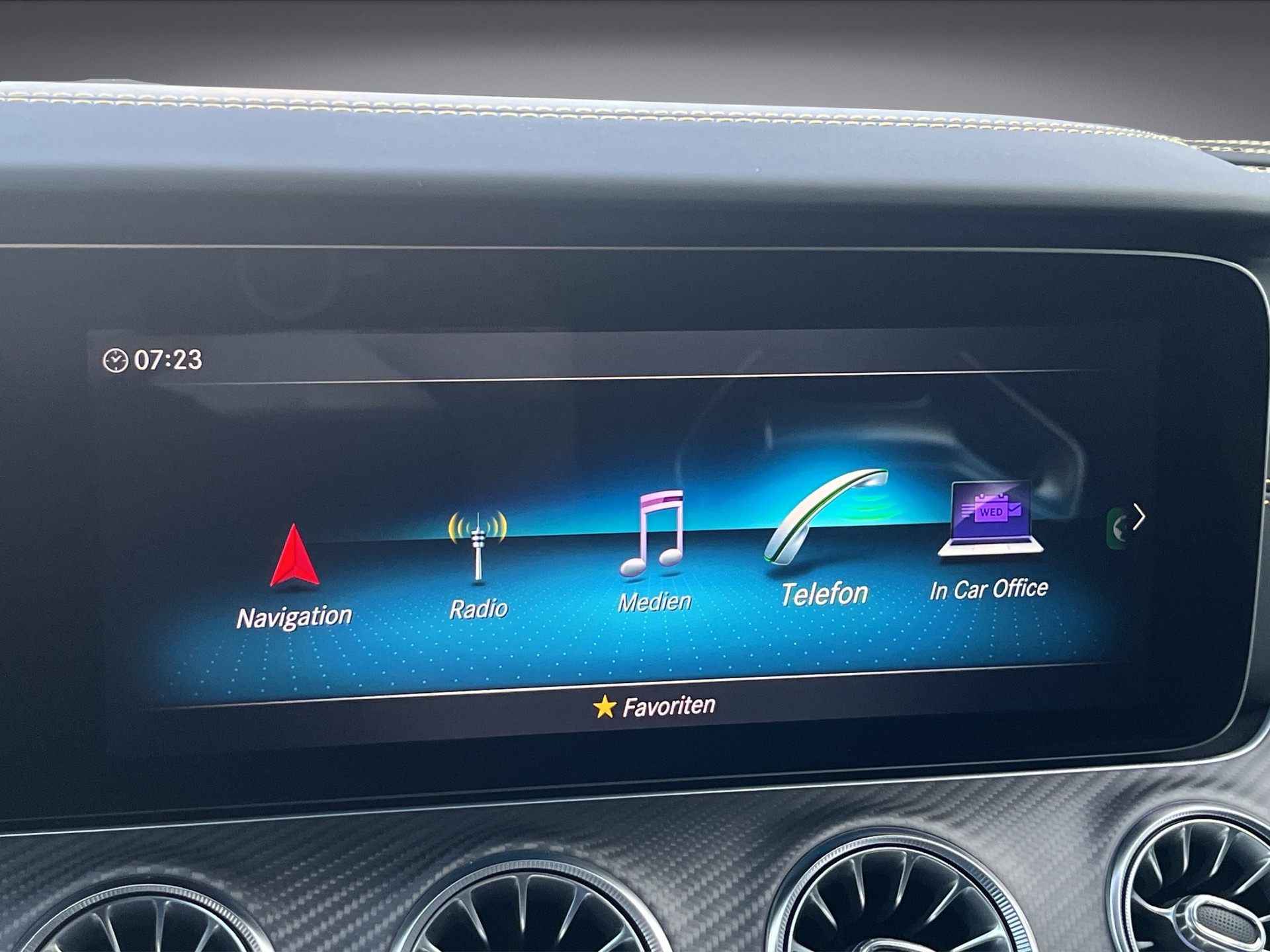 MERCEDES-BENZ AMG GT 4 63 S Edition 1 4Matic+ Speedshift MCT*Matt Black Edition 639PS*-image-13