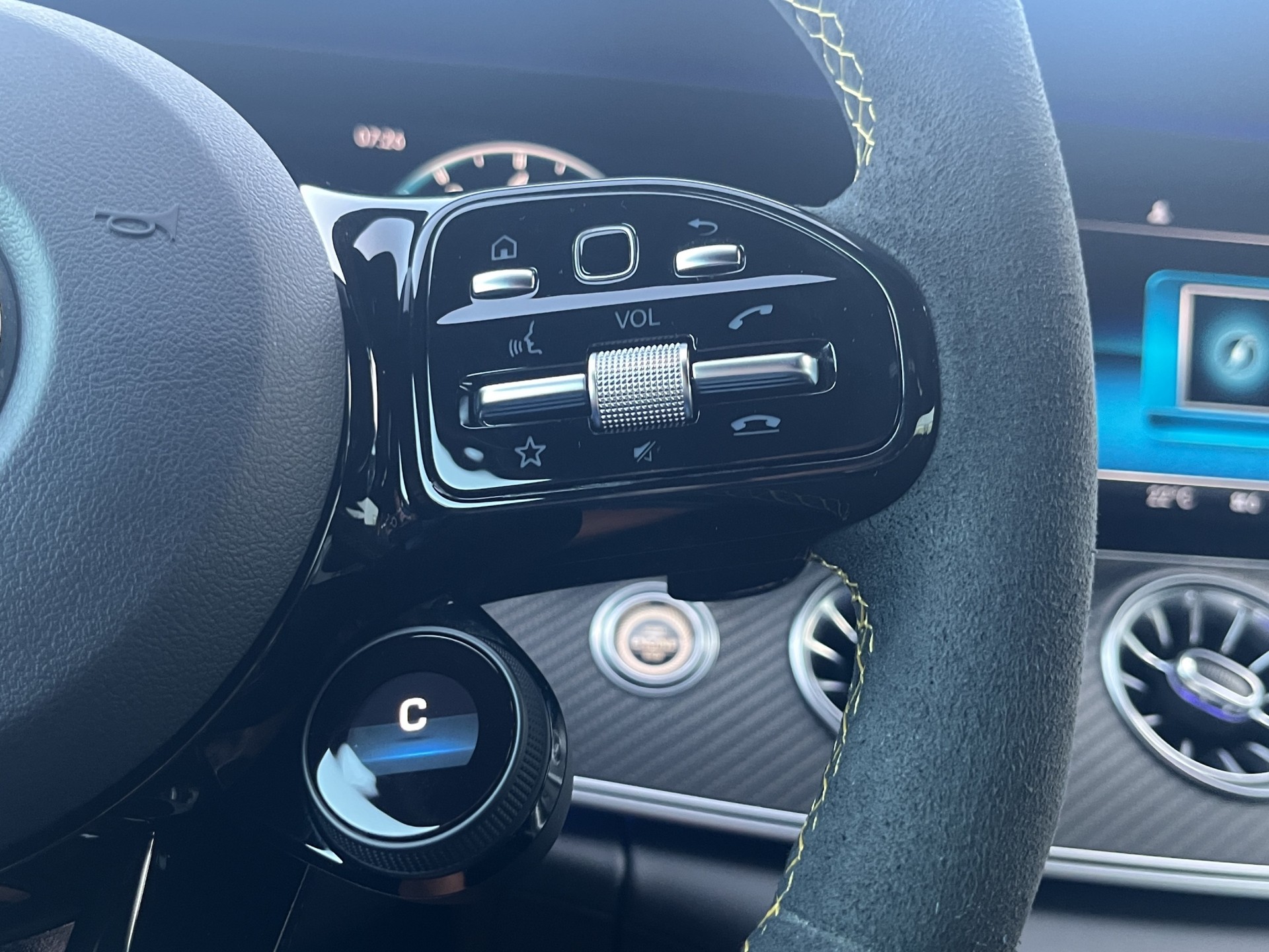 MERCEDES-BENZ AMG GT 4 63 S Edition 1 4Matic+ Speedshift MCT*Matt Black Edition 639PS*-image-24