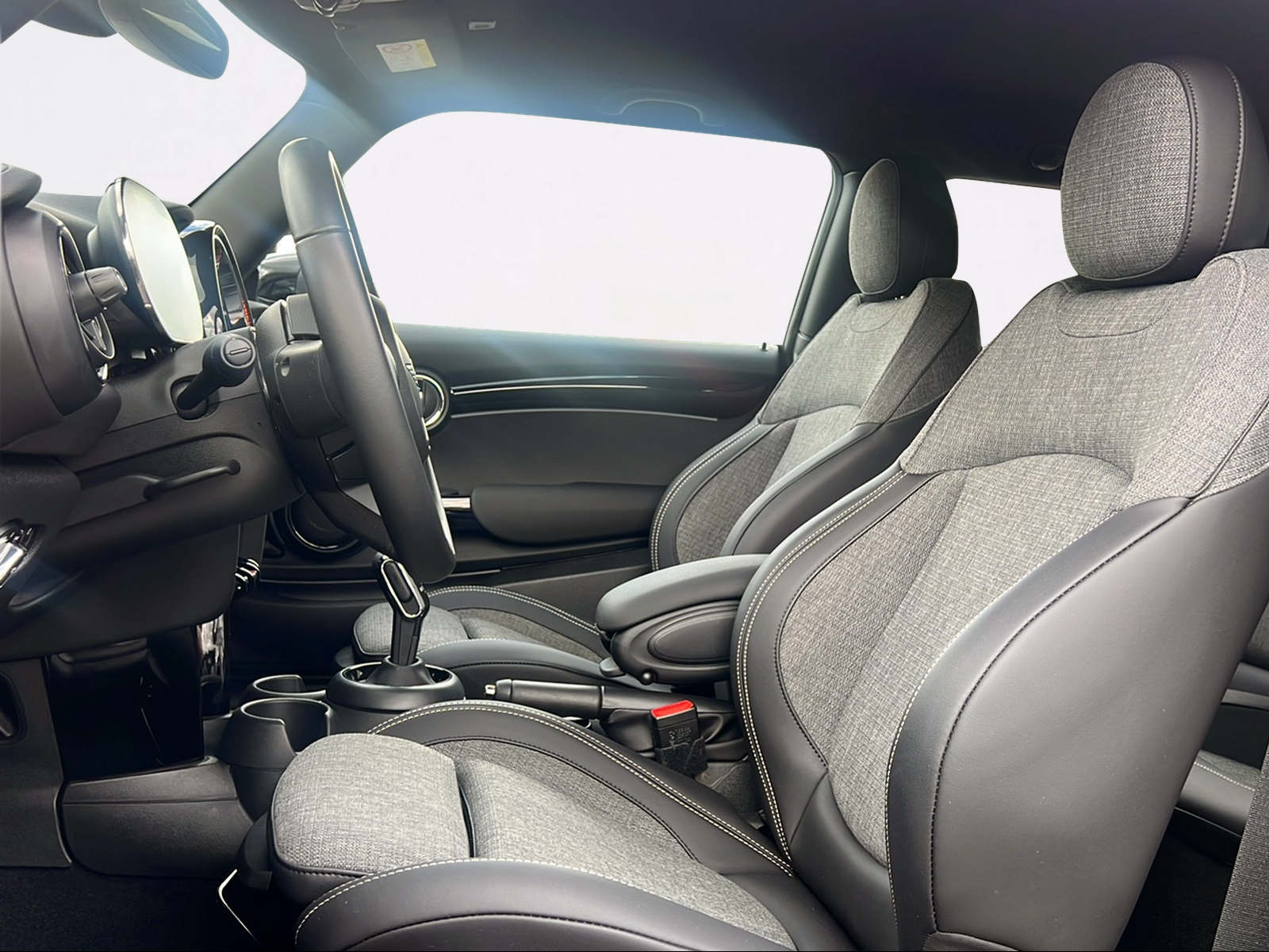 MINI Cooper Camden Edition Steptronic DKG-image-10