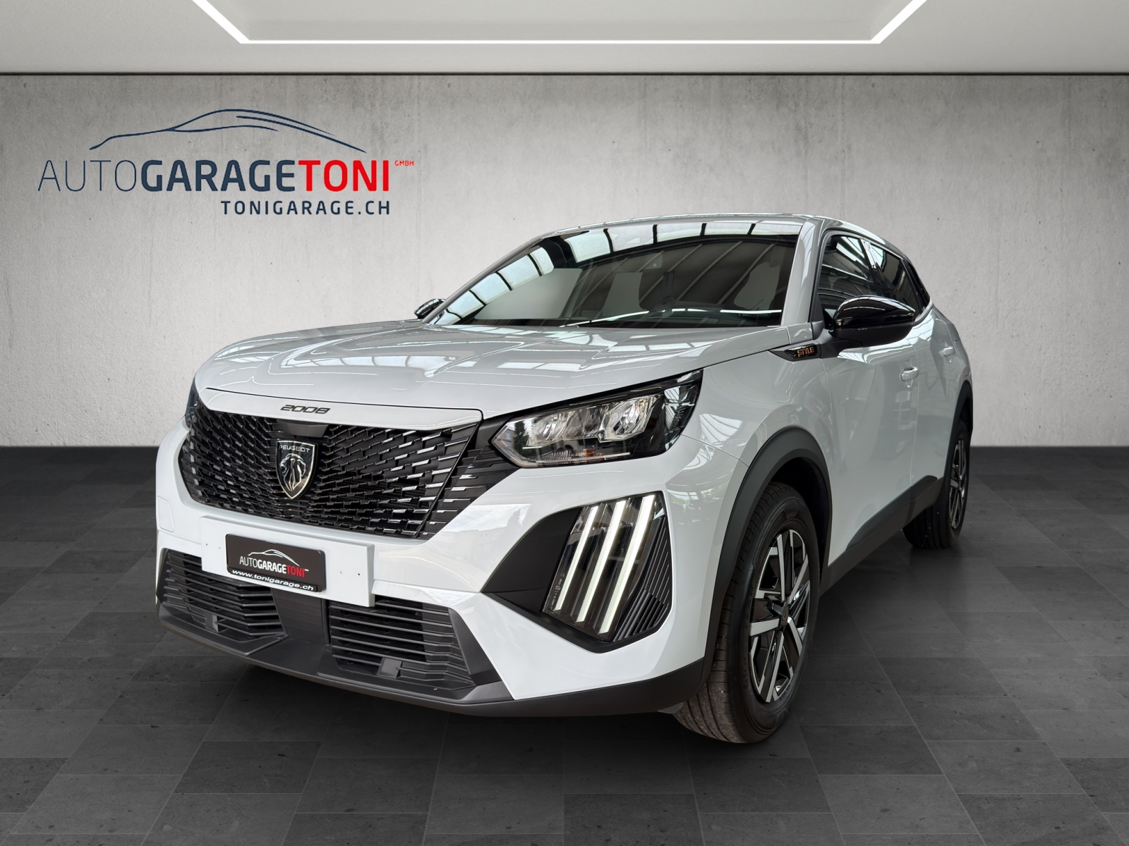 PEUGEOT 2008 1.2 145 MHEV Style