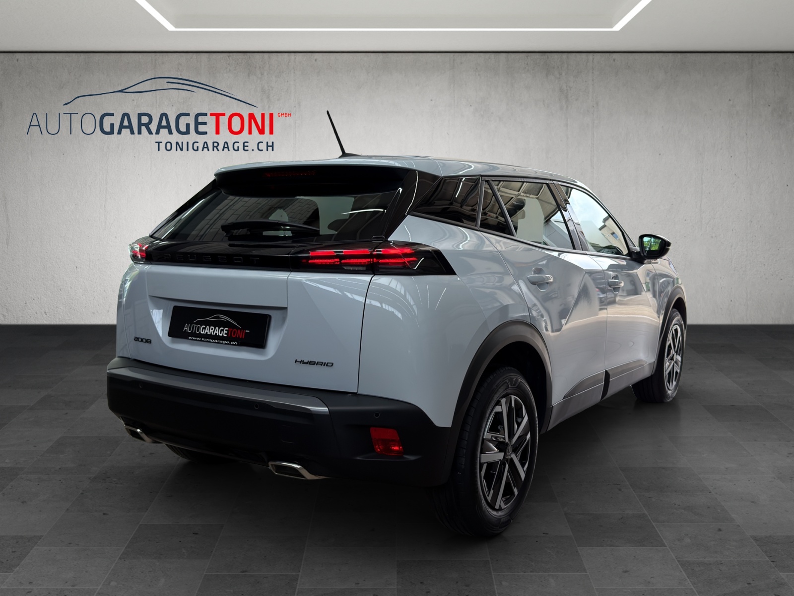 PEUGEOT 2008 1.2 145 MHEV Style-image-5