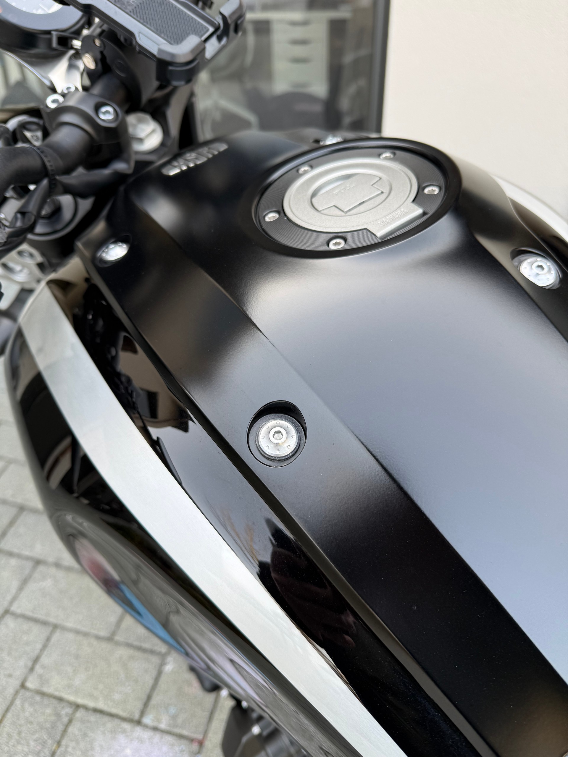YAMAHA XSR 900-image-11