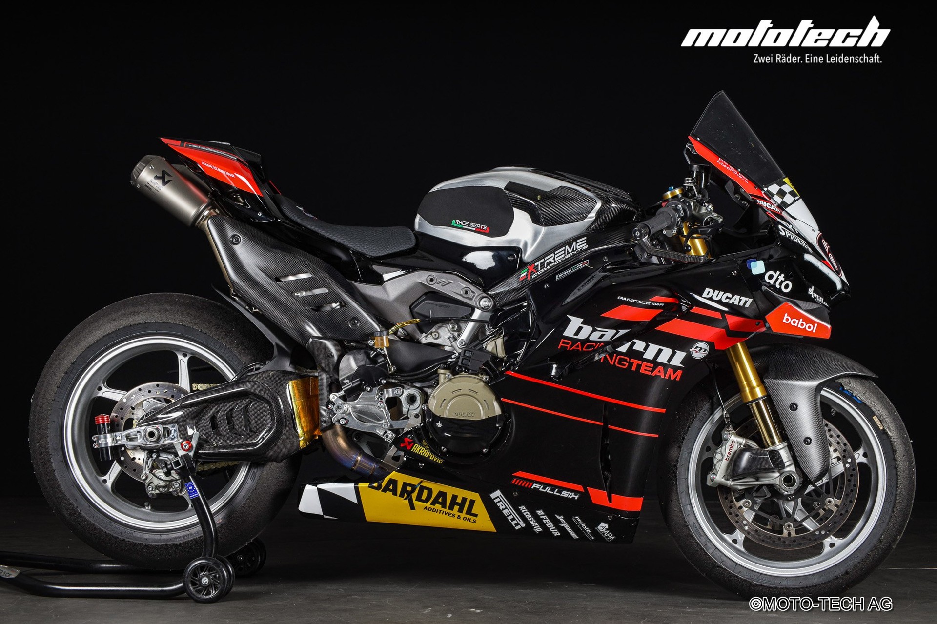 DUCATI Panigale V4 RACEBIKE-image-1