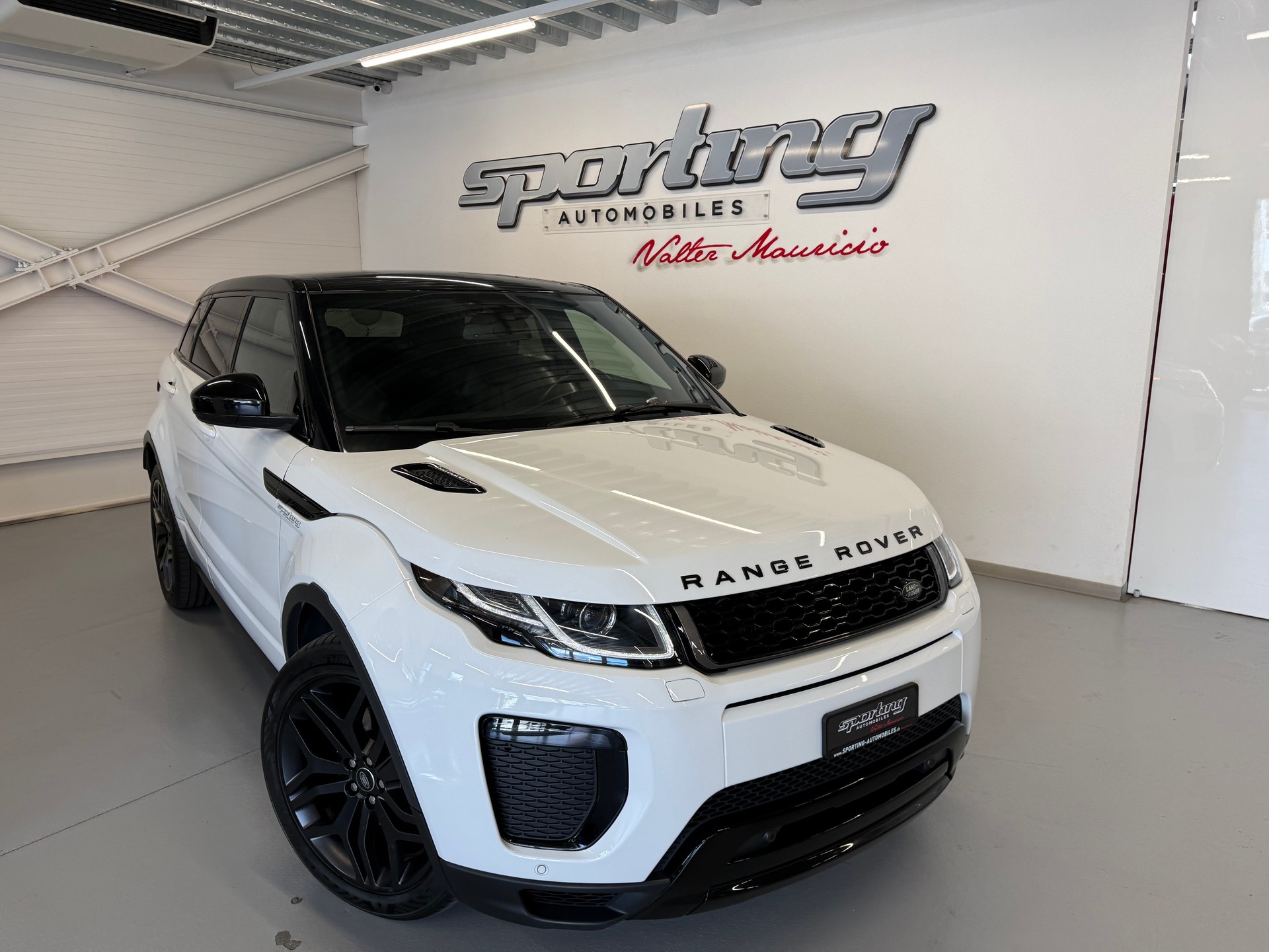LAND ROVER Range Rover Evoque 2.0 TD4 HSE Dynamic