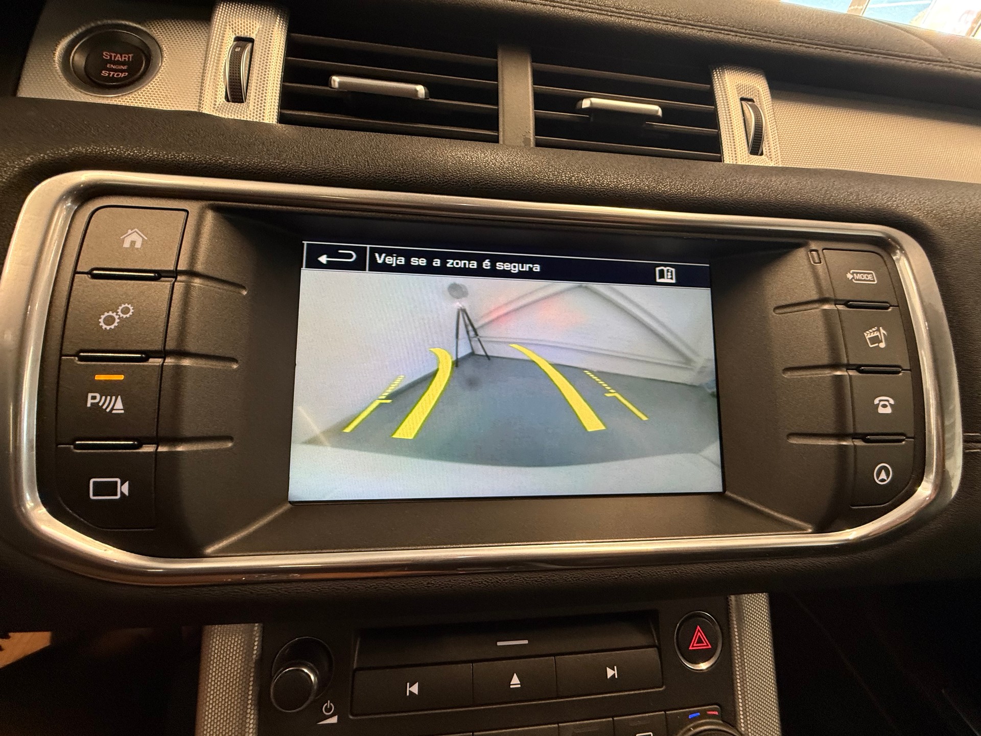 LAND ROVER Range Rover Evoque 2.0 TD4 HSE Dynamic-image-20