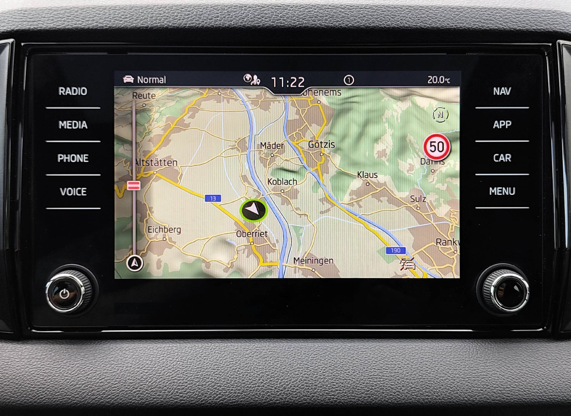 SKODA Karoq 2.0 TSI SportLine 4x4 DSG-image-7