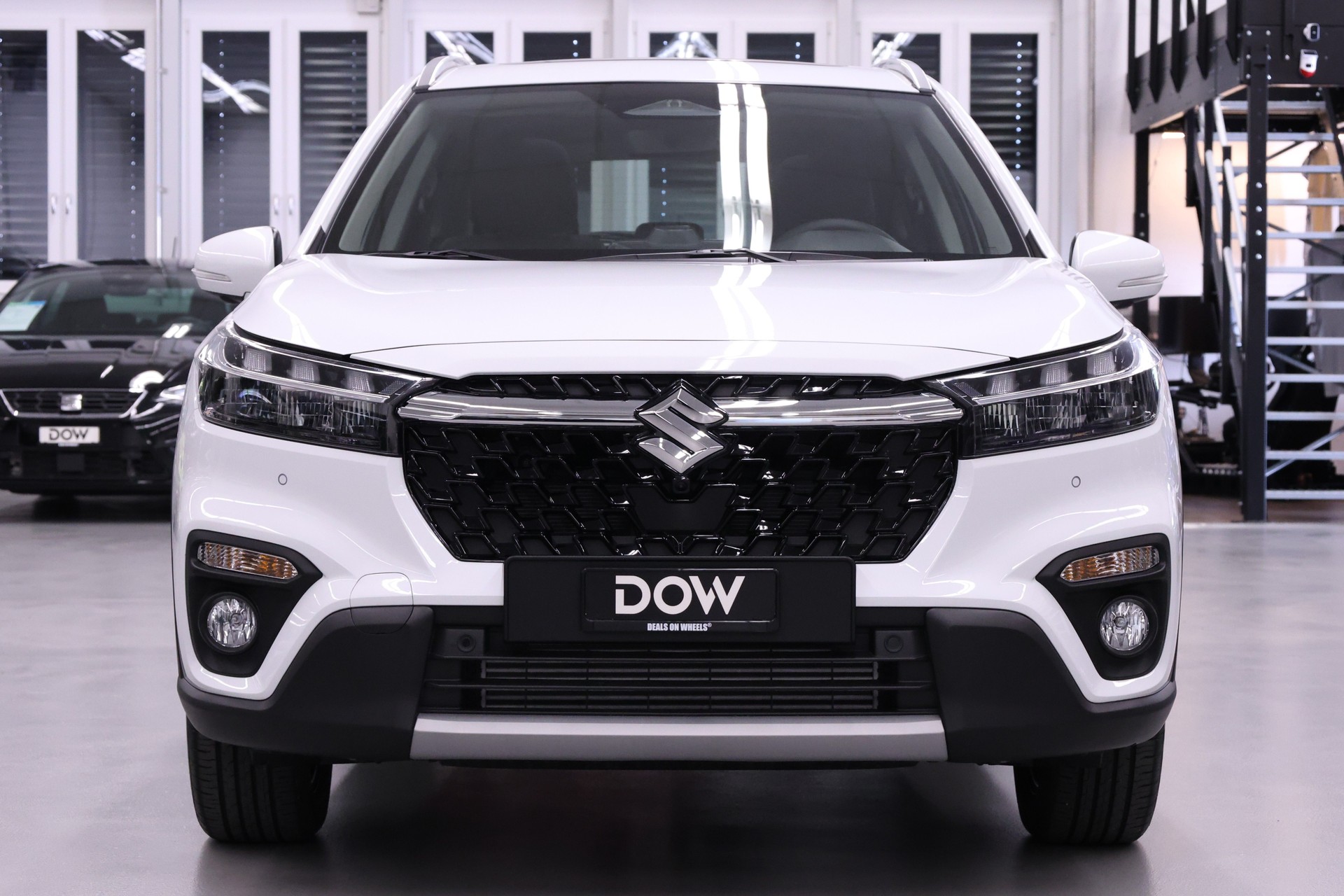 SUZUKI S-Cross 1.4 T Compact Top Hybrid 4x4-showroom-element-3