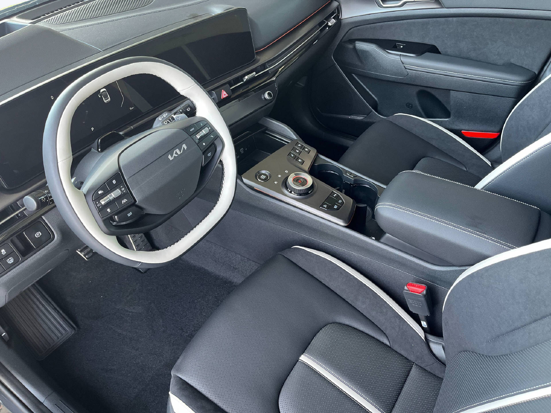 KIA Sportage 1.6 T-GDi Hybrid GT-Line-image-8