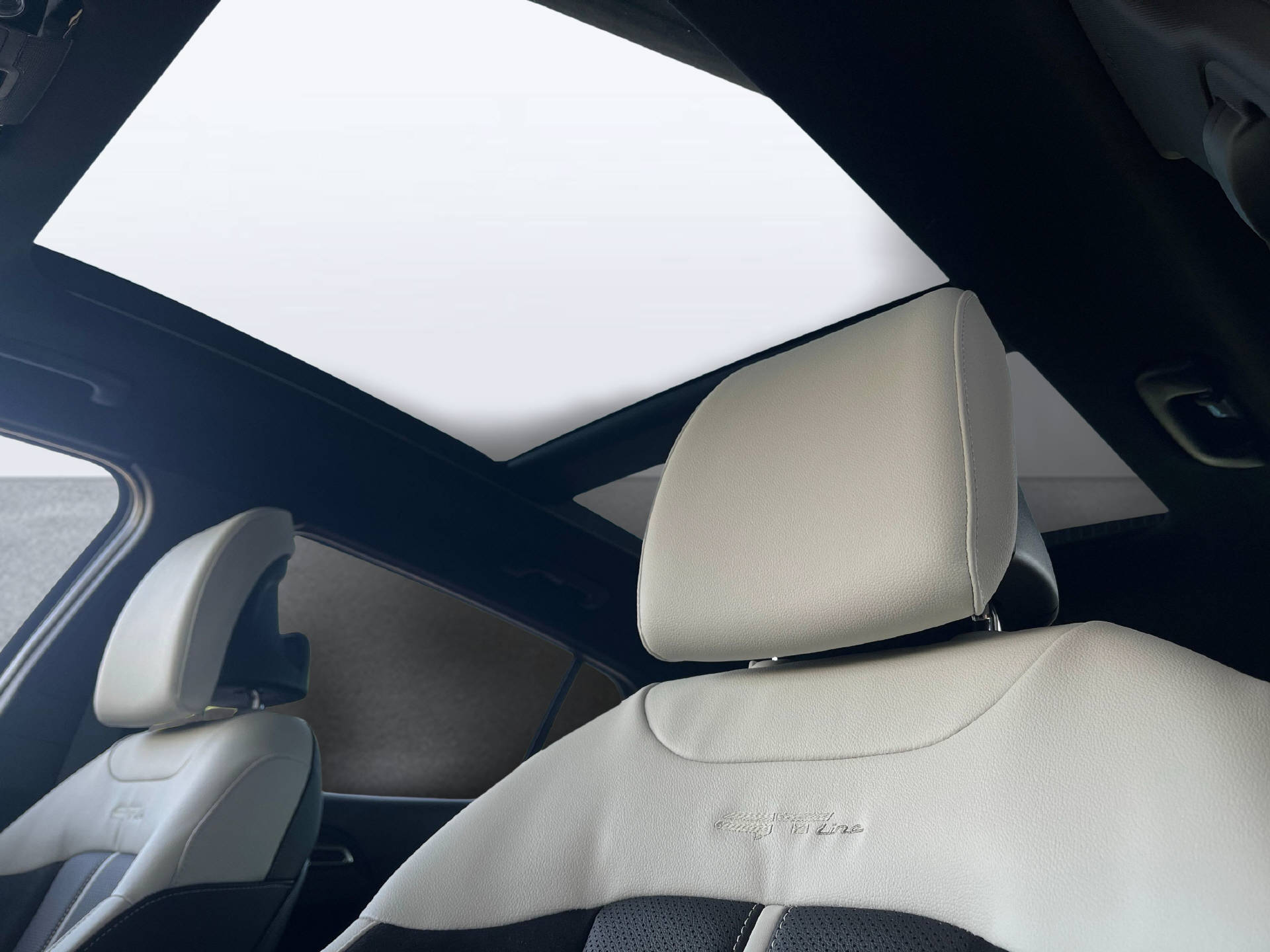 KIA Sportage 1.6 T-GDi Hybrid GT-Line-image-12