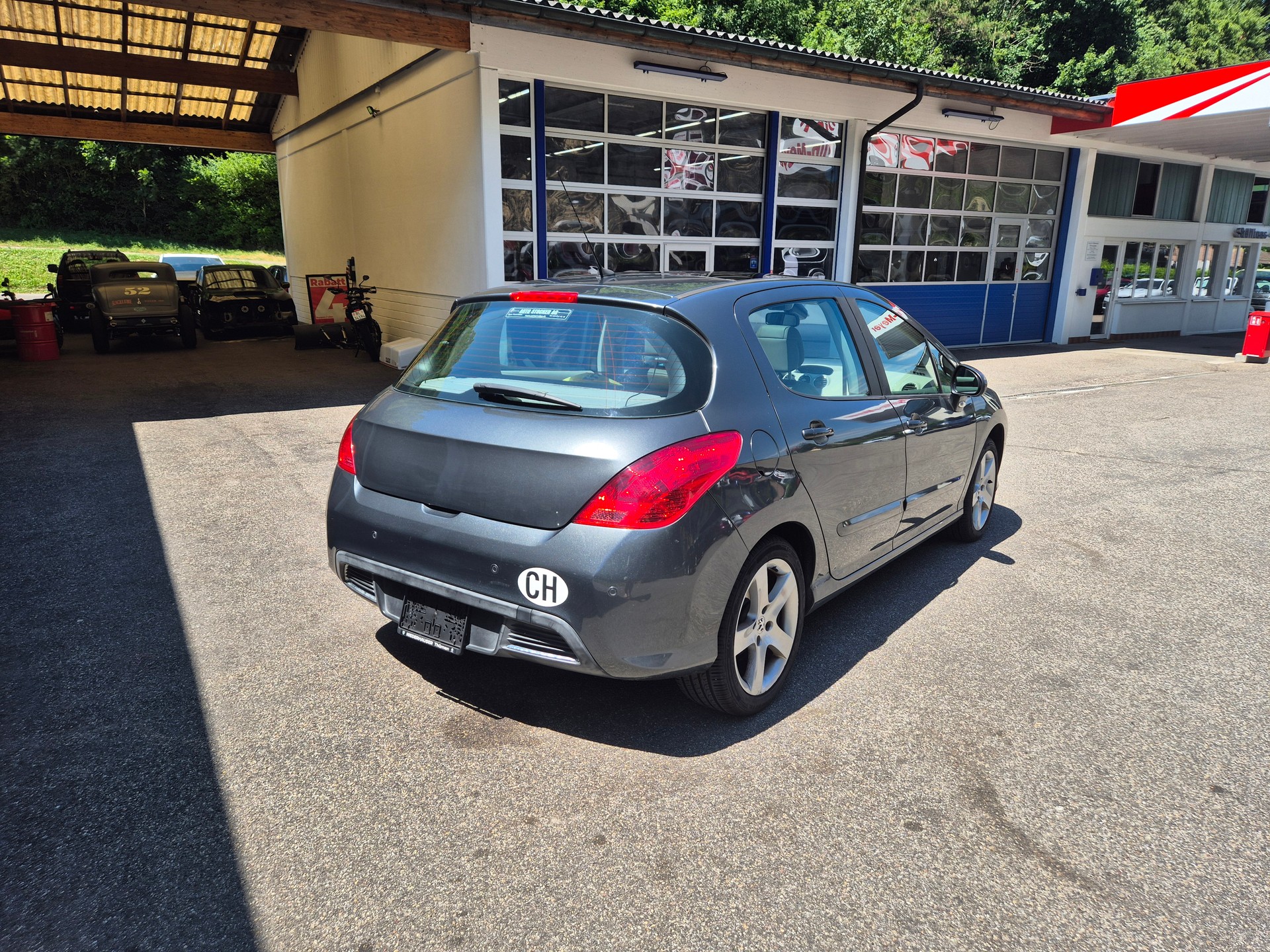 PEUGEOT 308 1.6 16V T XSI Automatic-image-11