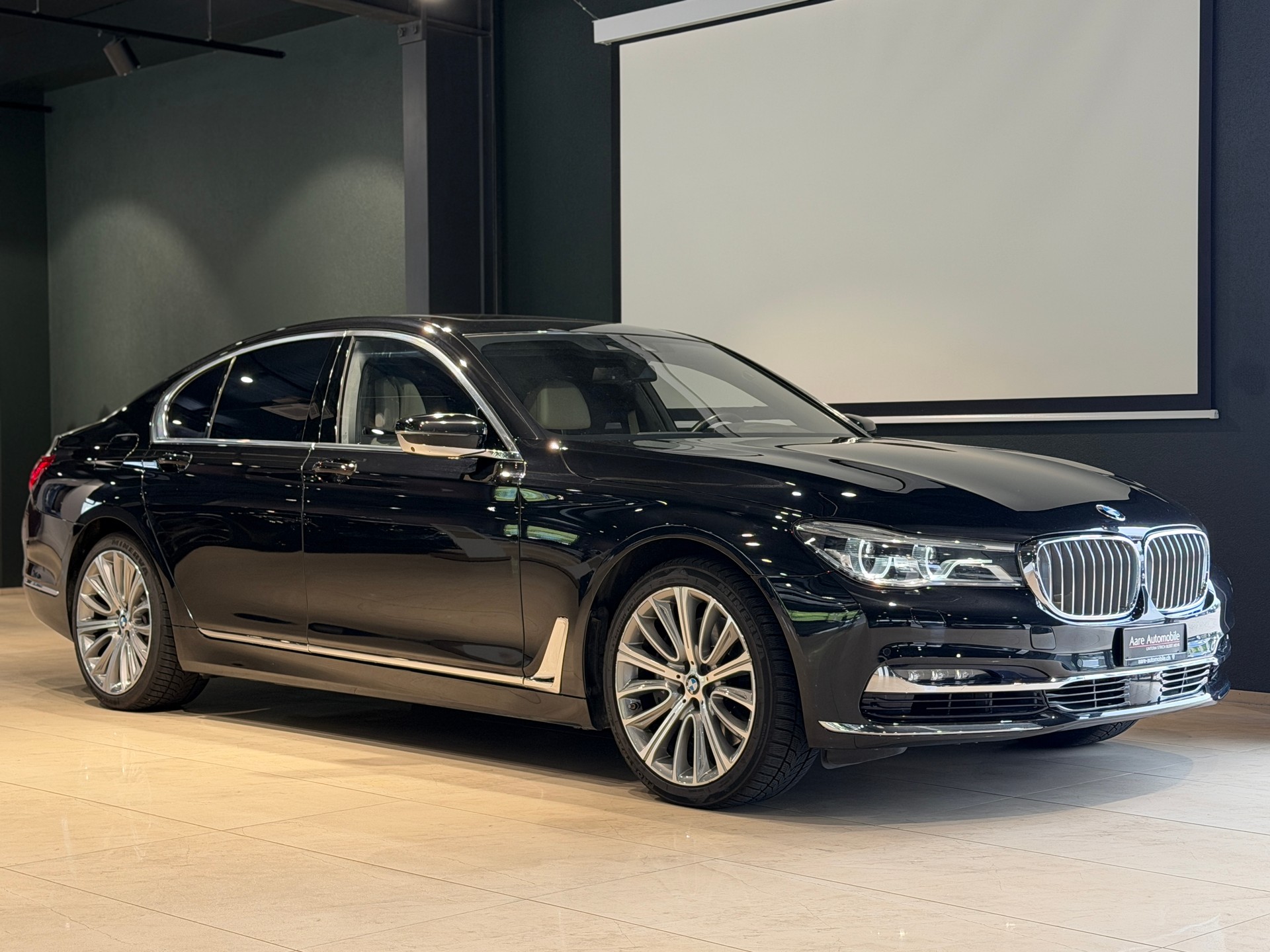 BMW 750i xDrive Steptronic