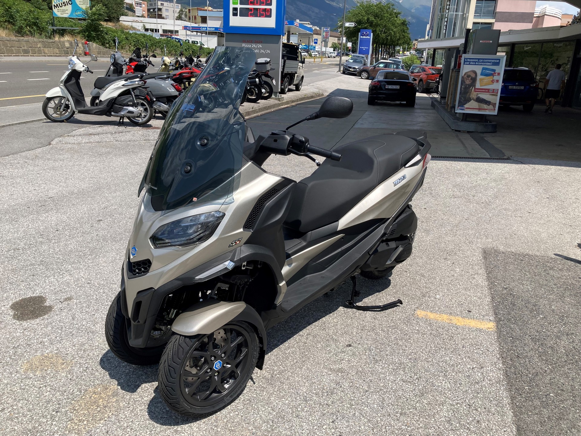 PIAGGIO MP3 400 RST-image-0