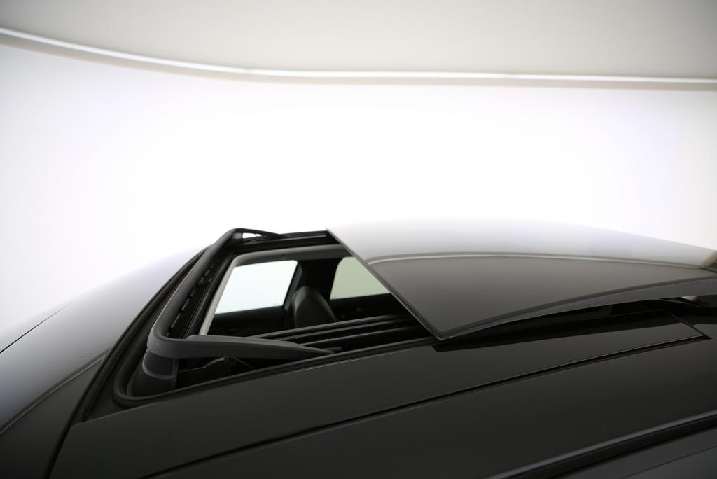 DS AUTOMOBILES 4 1.6 E-Tense La Première-image-10