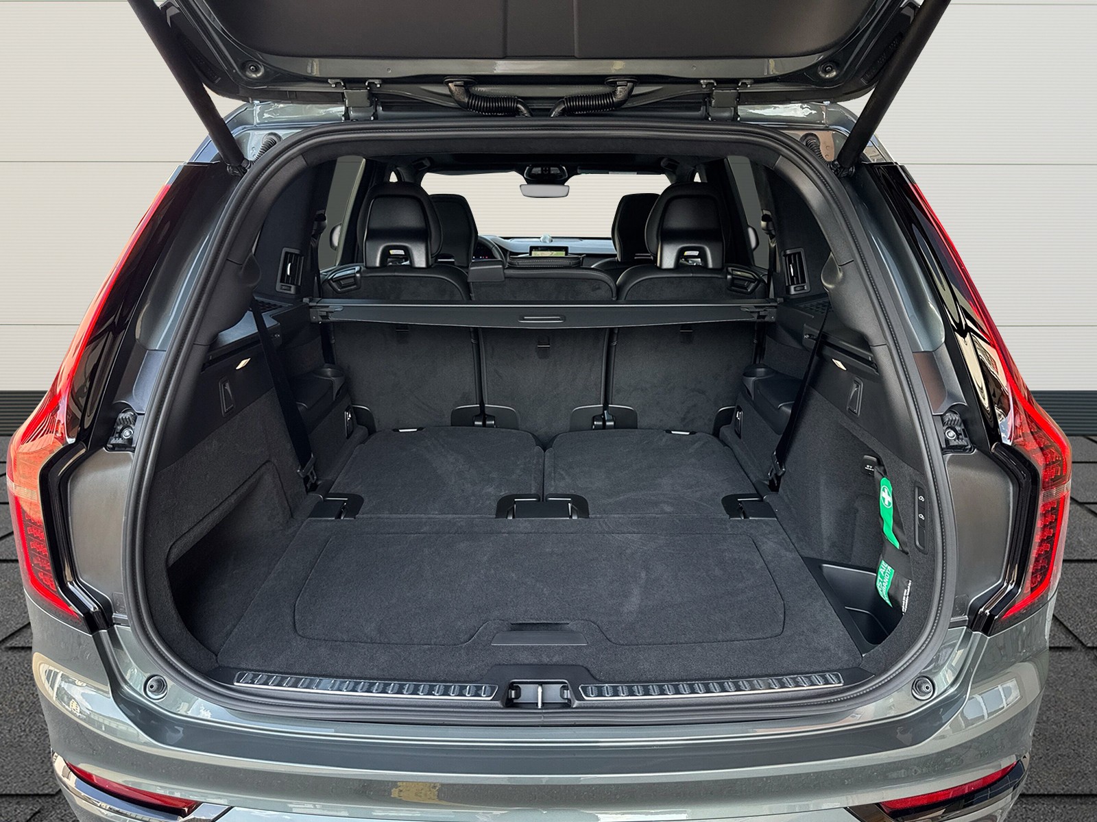 VOLVO XC90 2.0 T8 TE Ultra Dark eAWD-image-11