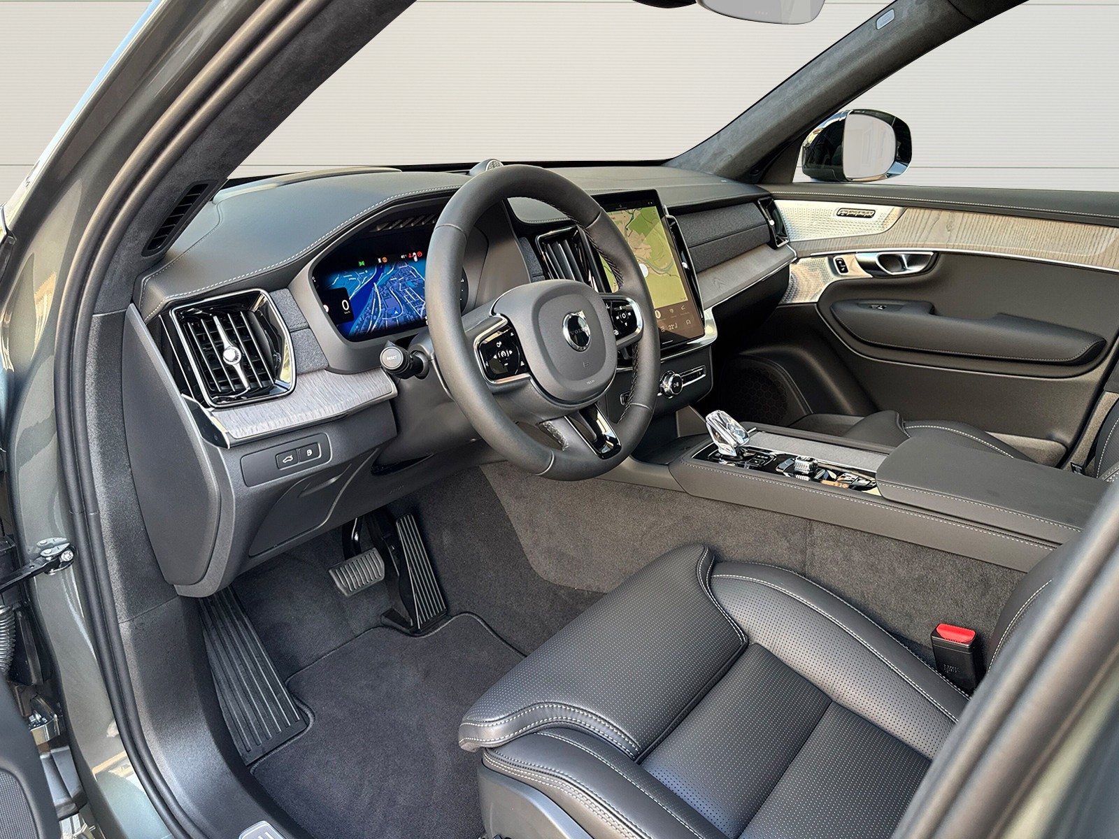 VOLVO XC90 2.0 T8 TE Ultra Dark eAWD-image-6