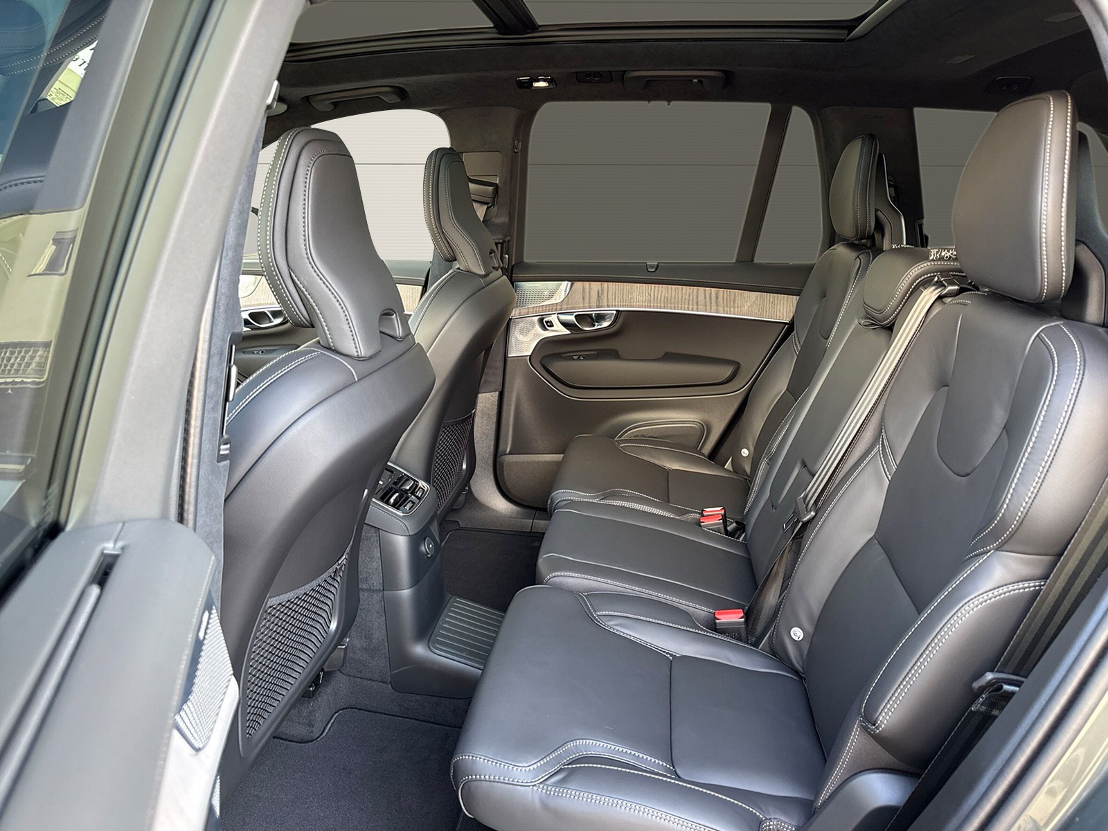 VOLVO XC90 2.0 T8 TE Ultra Dark eAWD-image-10