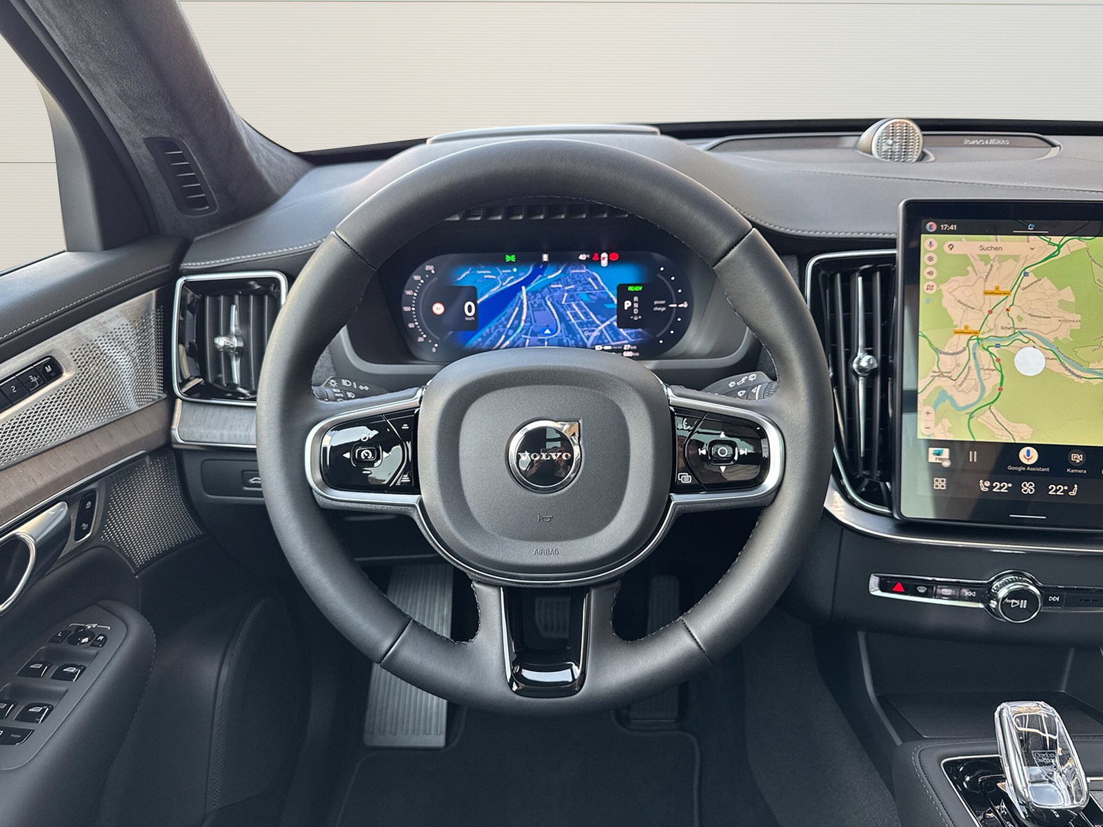 VOLVO XC90 2.0 T8 TE Ultra Dark eAWD-image-14