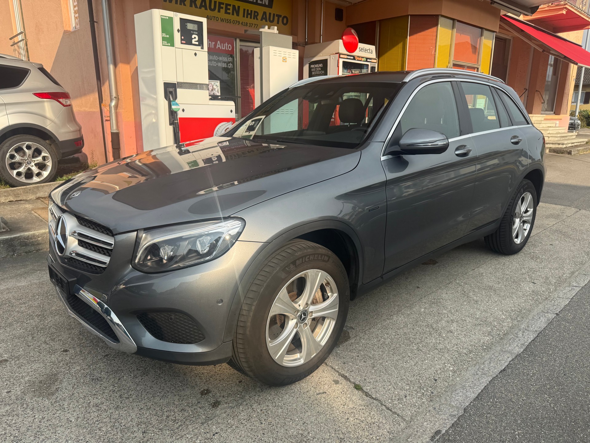 MERCEDES-BENZ GLC 350 e Exclusive 4Matic 7G-Tronic