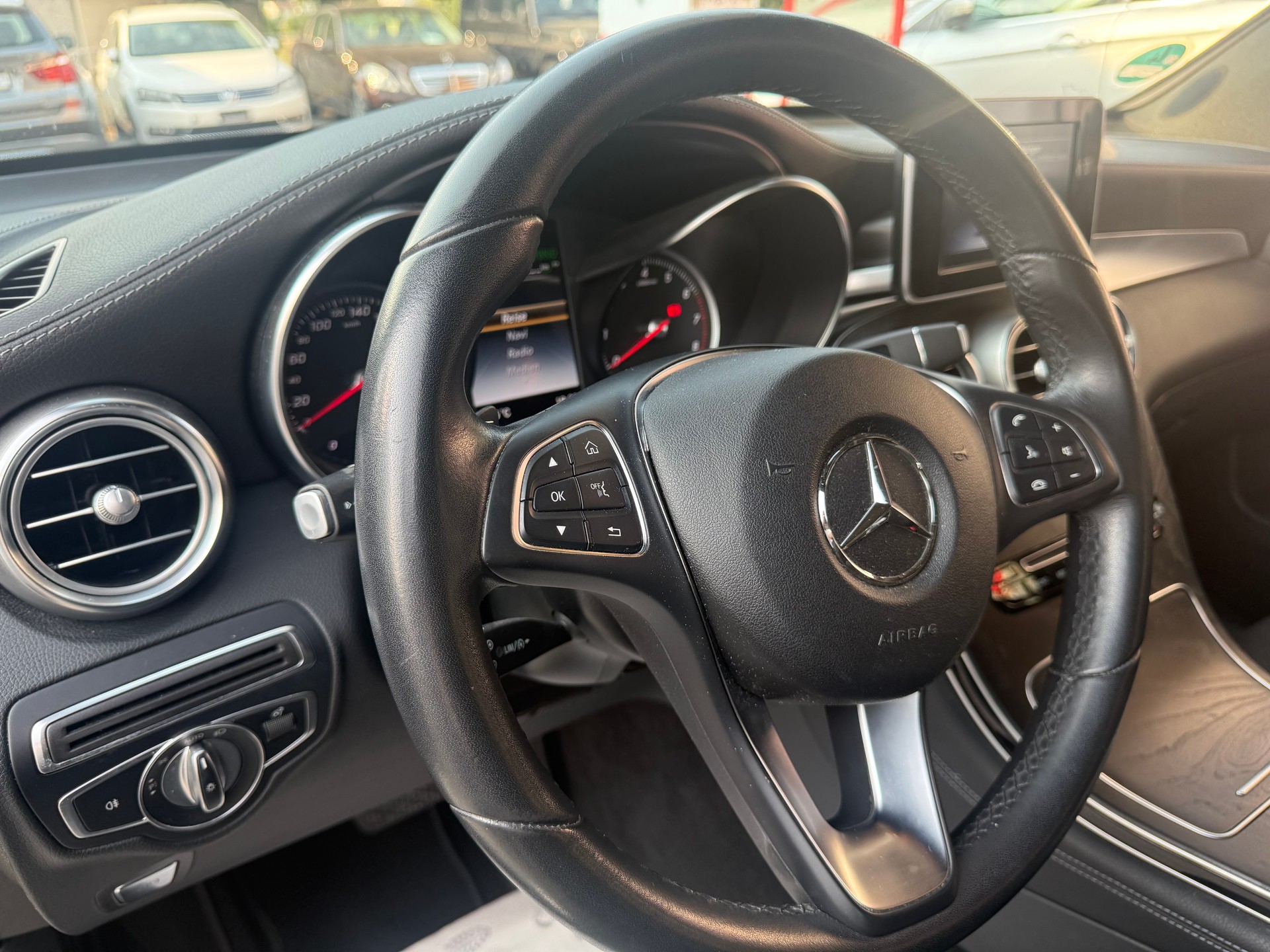 MERCEDES-BENZ GLC 350 e Exclusive 4Matic 7G-Tronic-image-15